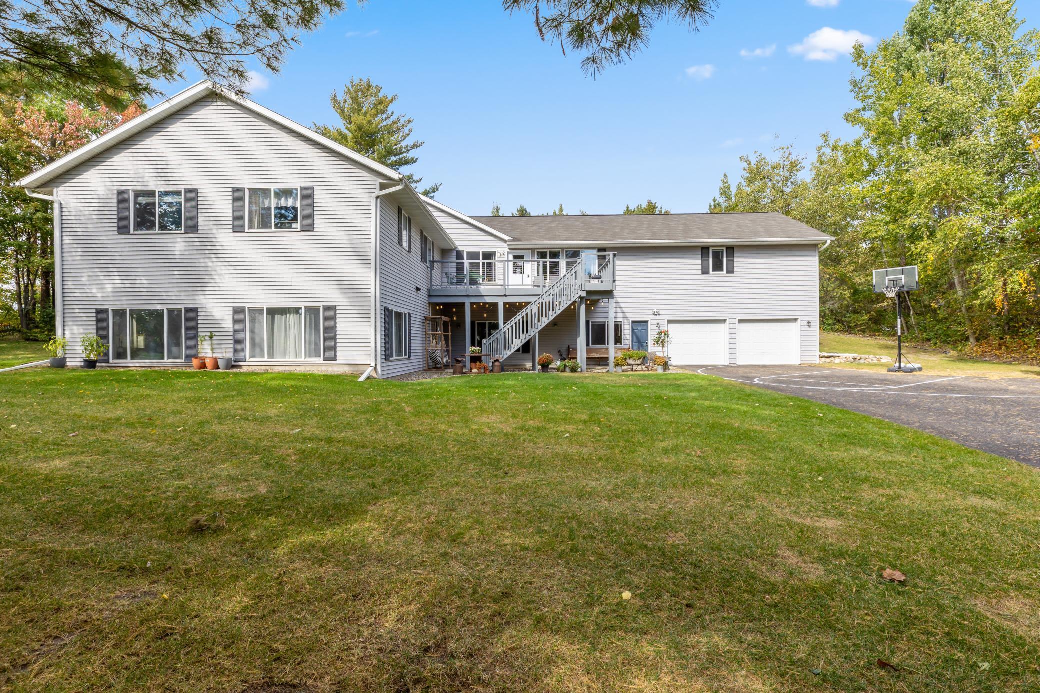 607 2nd Street Property Photo 1