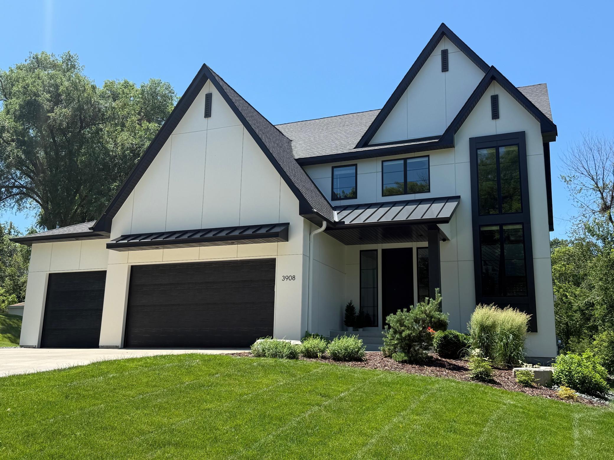 3908 Oak Road