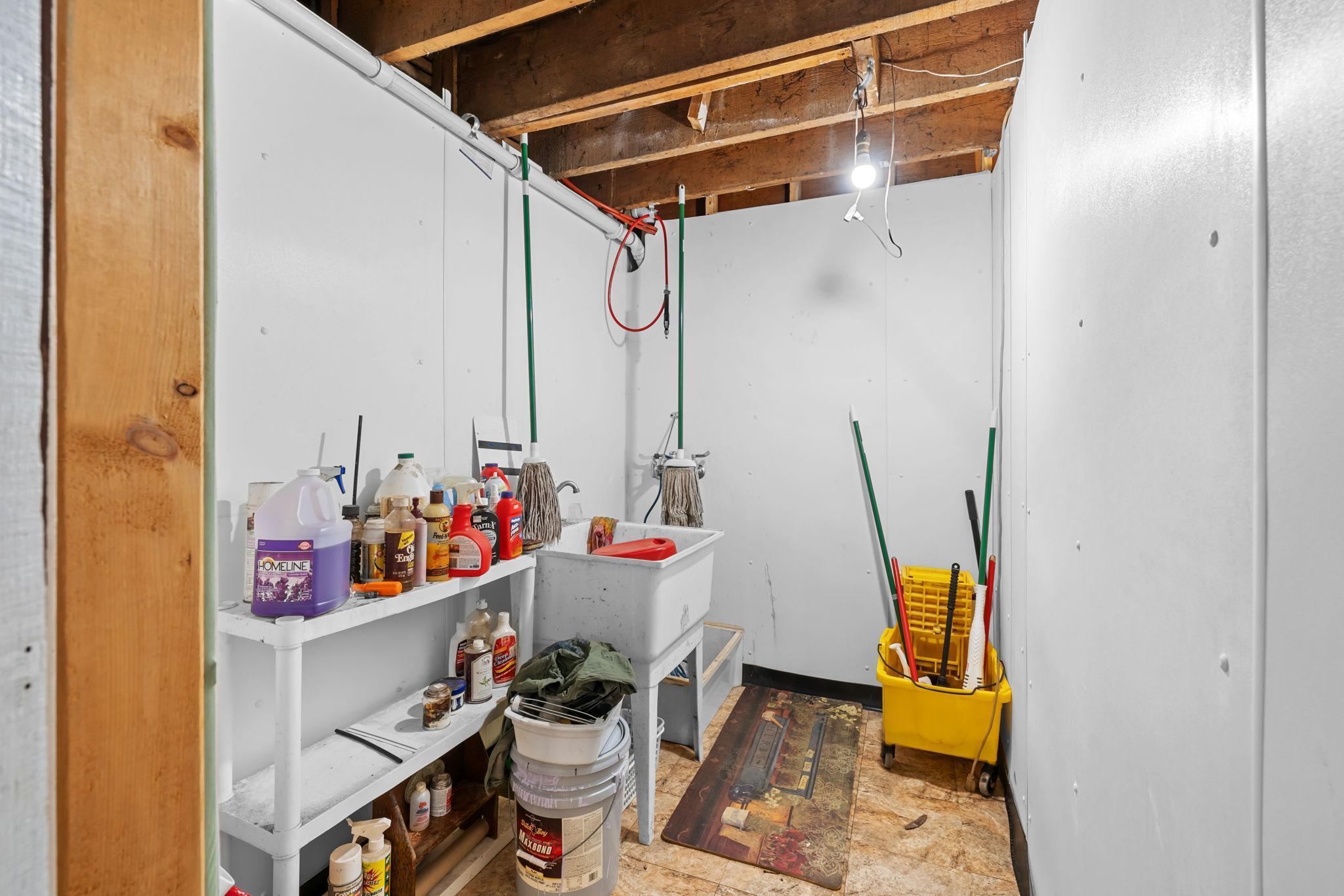 111 South Union Street Property Photo 28
