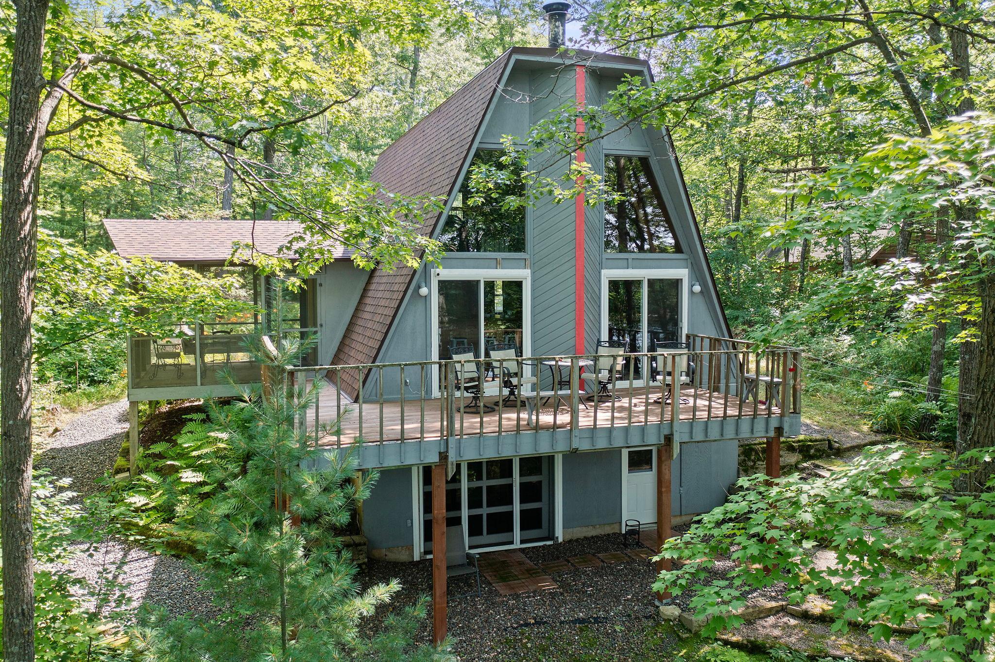 Comstock Real Estate Listings Main Image
