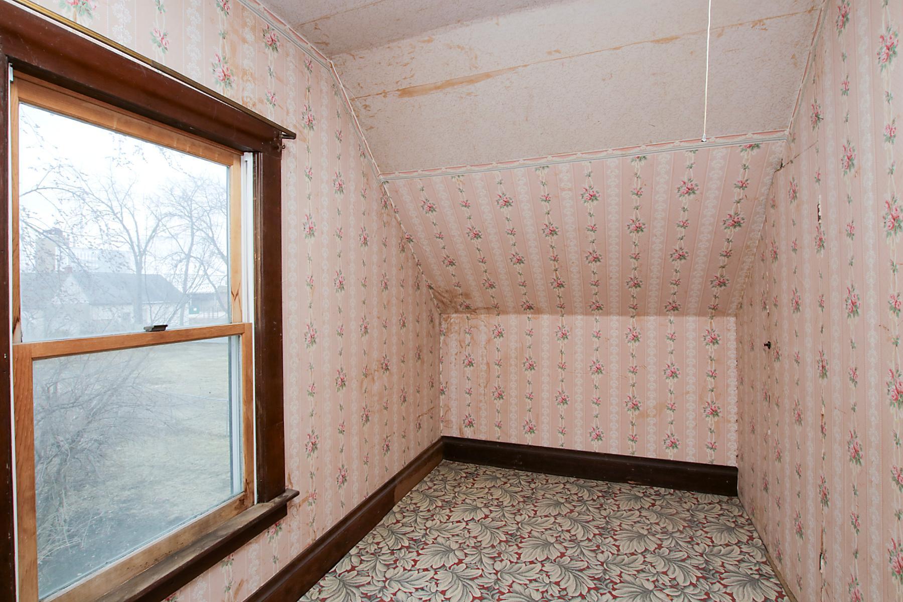 321 Highway 7 Property Photo 17
