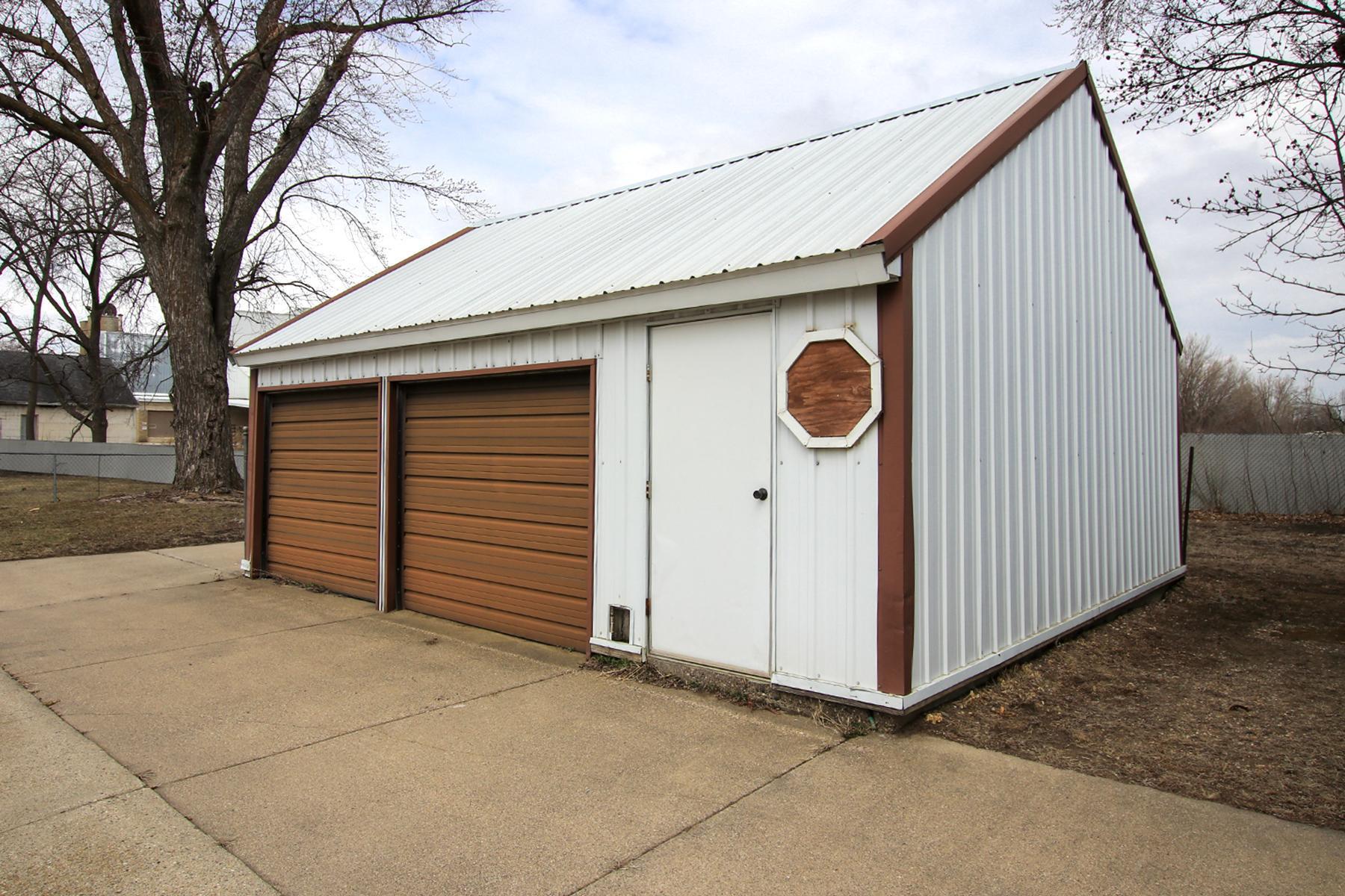 321 Highway 7 Property Photo 23