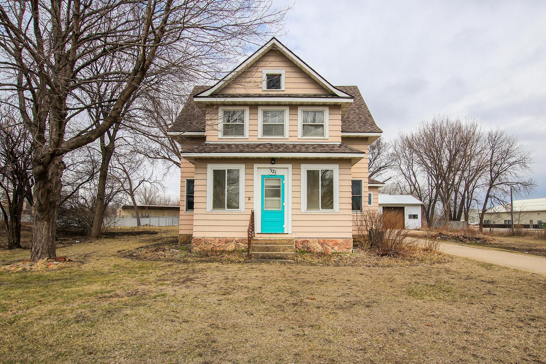 321 Highway 7 Property Photo 25