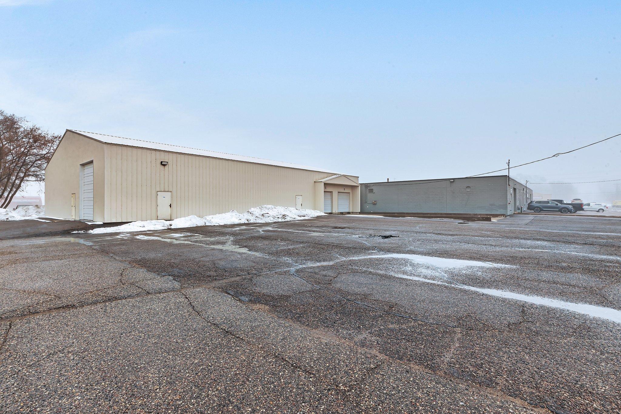 585 1st Street Property Photo 2