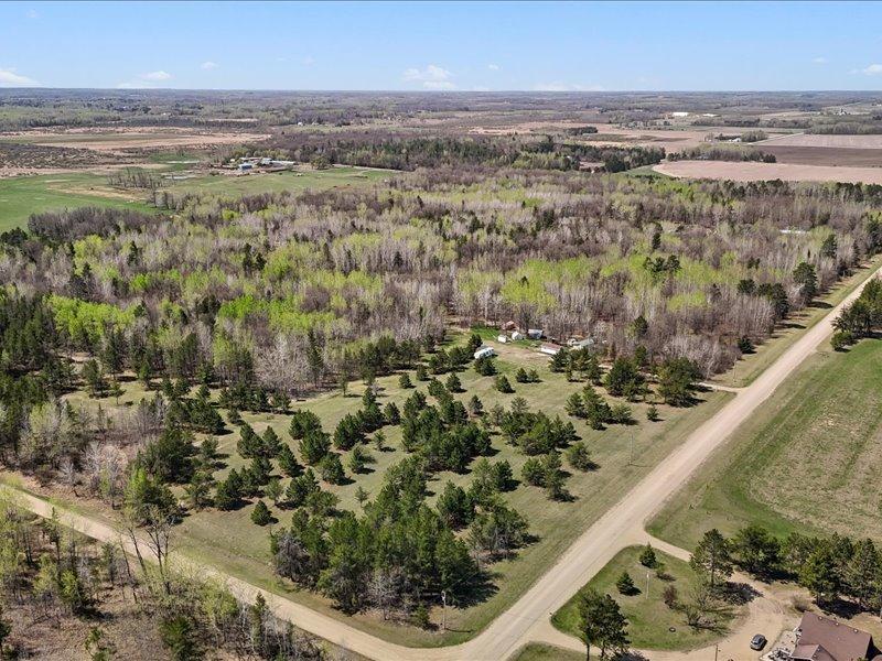 14805 300th Street Property Photo 1
