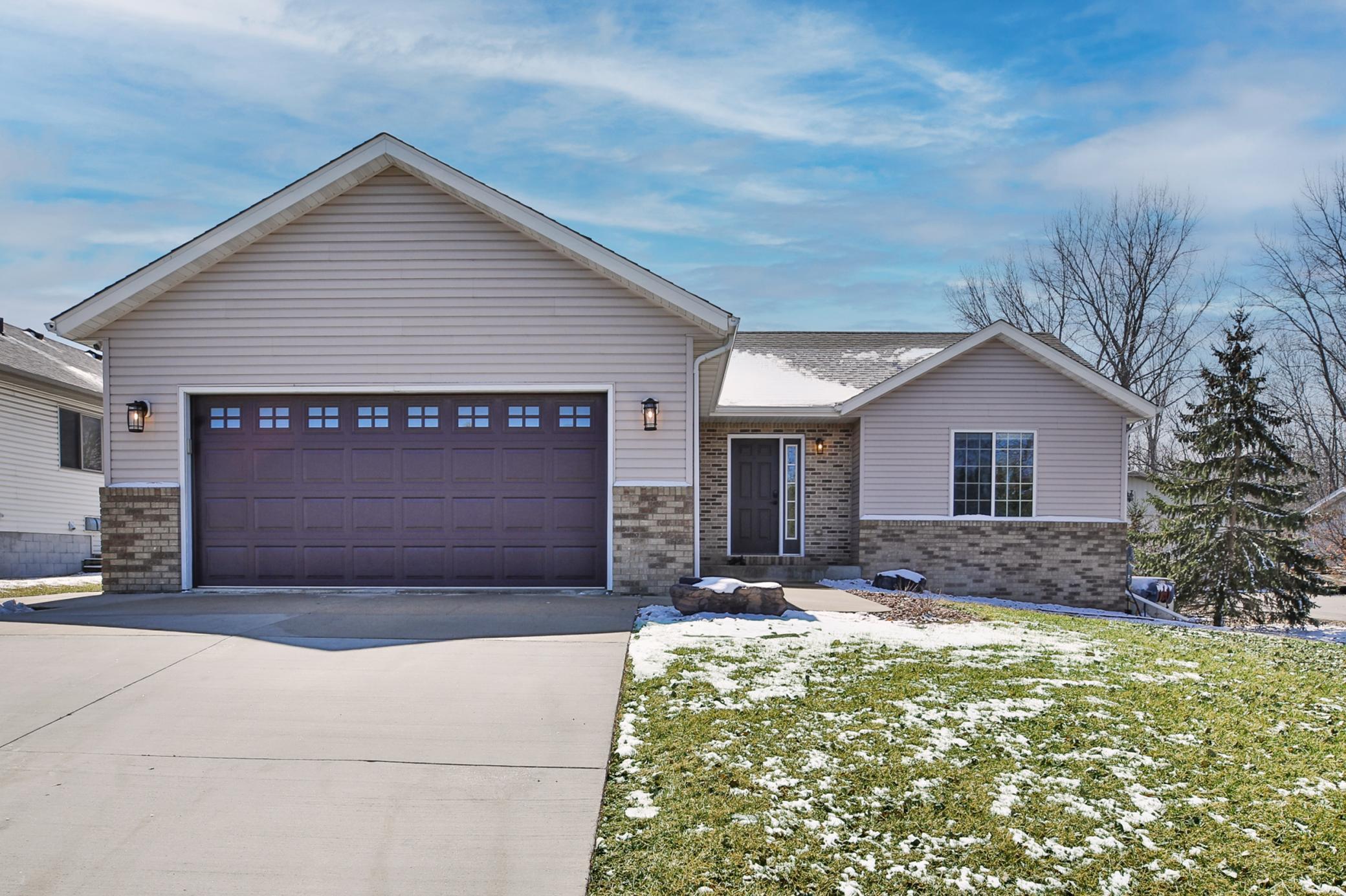 511 2nd Street Property Photo