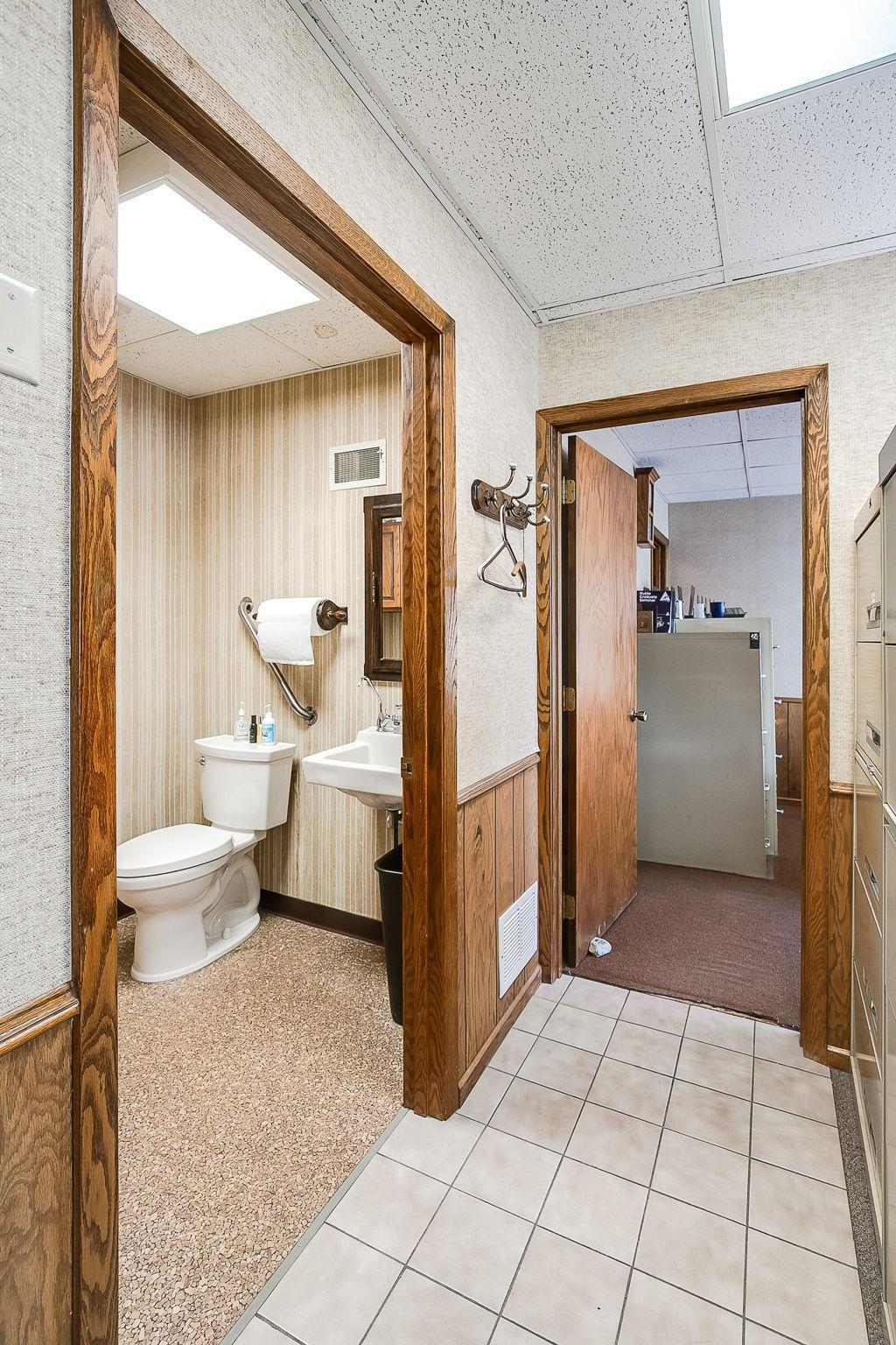 6308 34th Avenue Property Photo 9