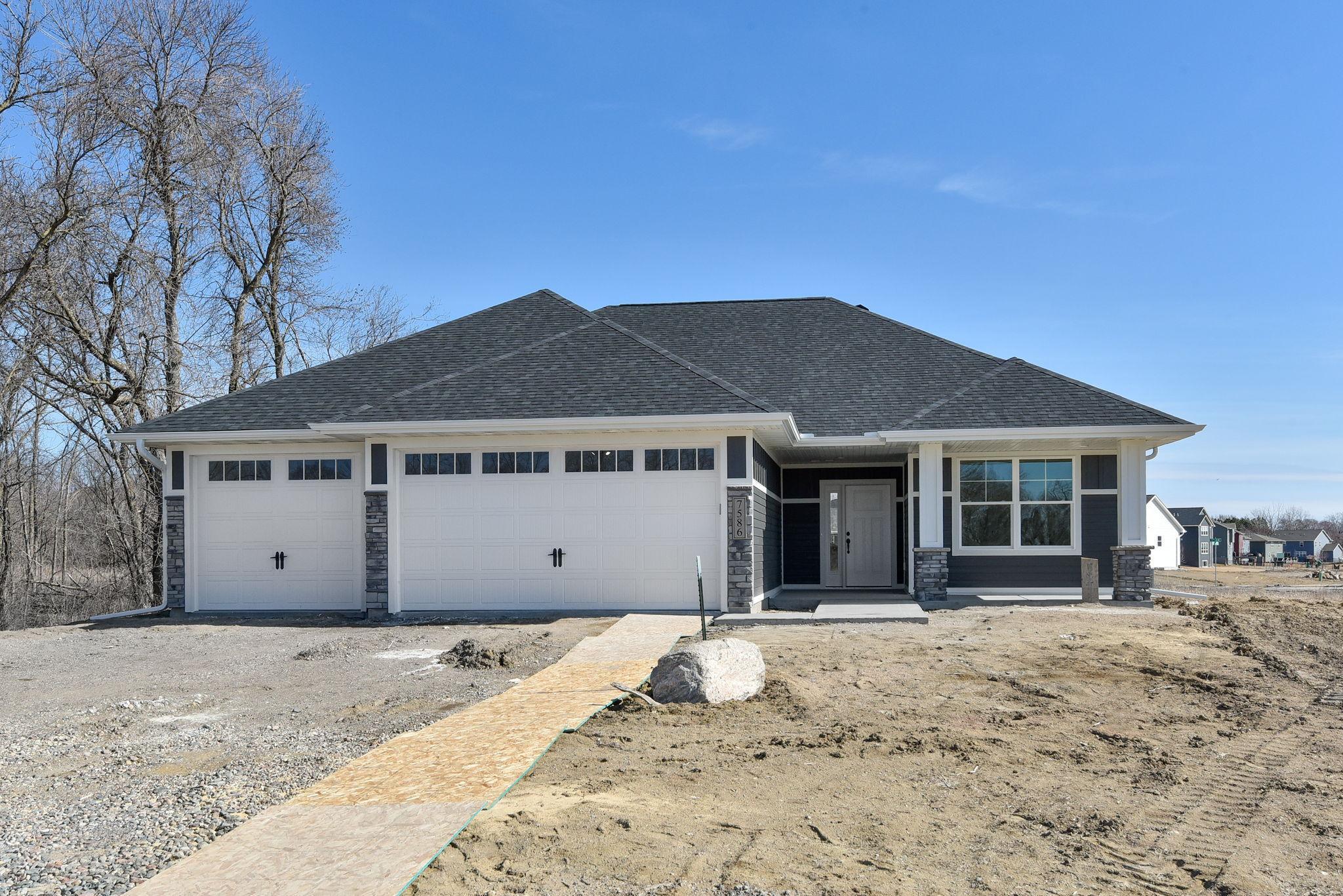 7586 Ocean Avenue Property Photo 1