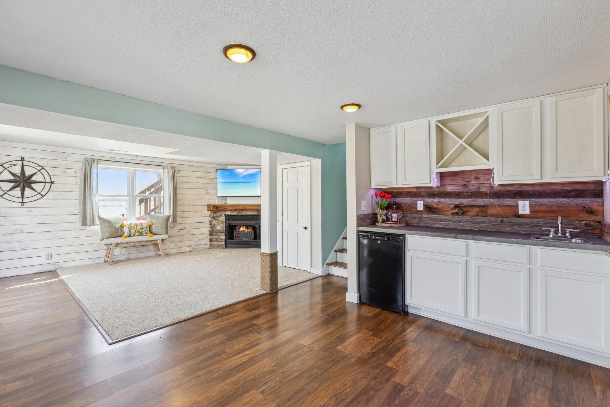 65136 365th Street Property Photo 1
