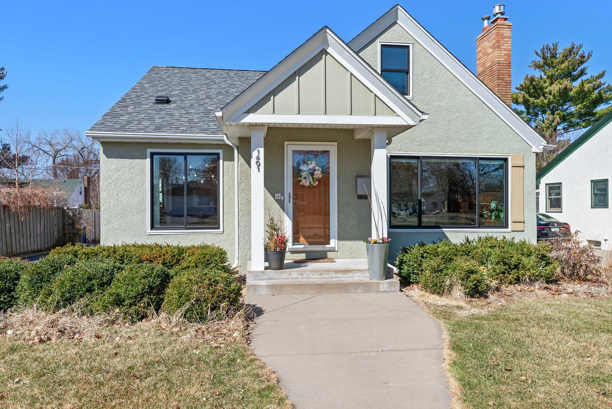 1401 Avon Street Property Photo