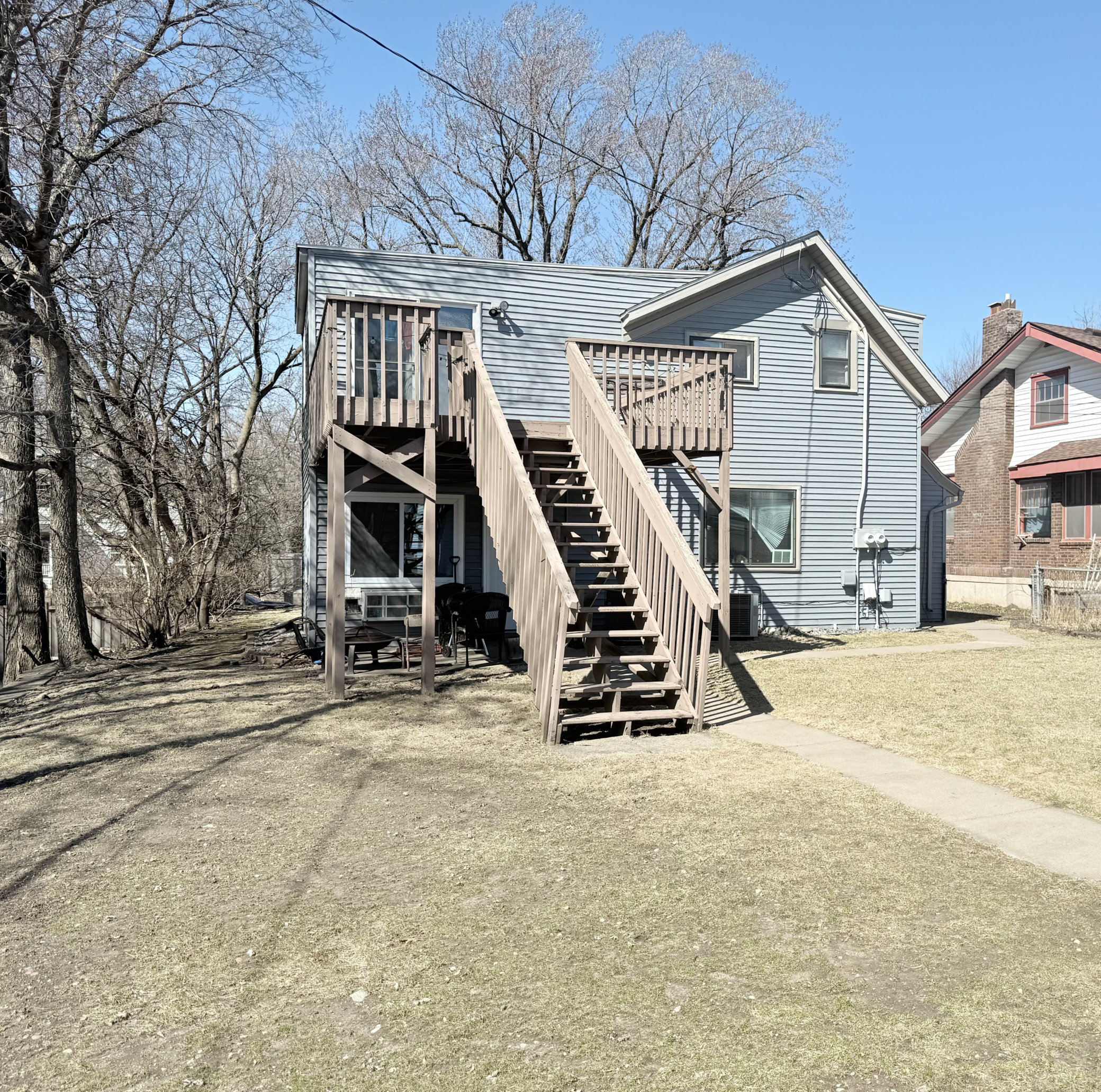 338 Cleveland Ave N Property Photo 26