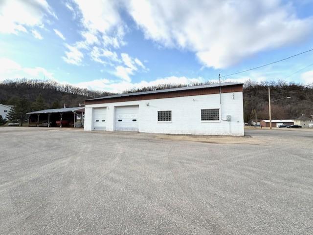 201 Bridge Street Property Photo 3
