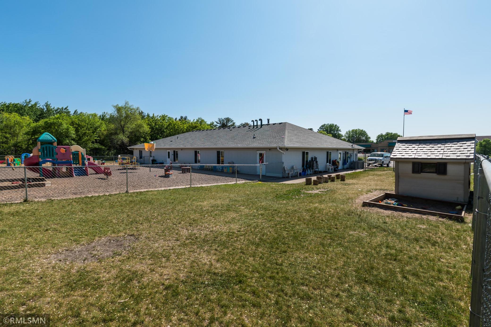 302 Credit Union Drive Property Photo 18