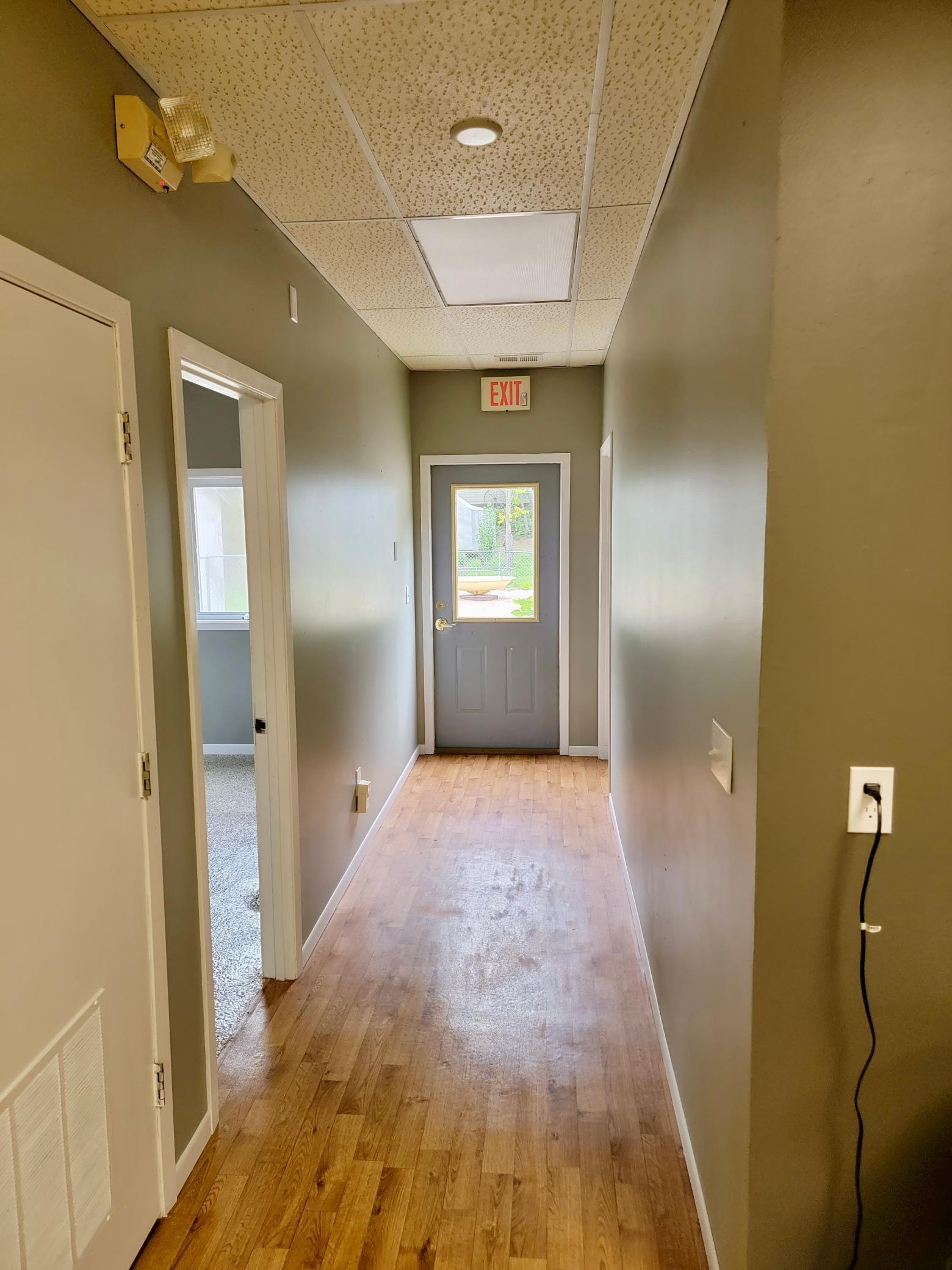289 Summit Avenue Property Photo 4