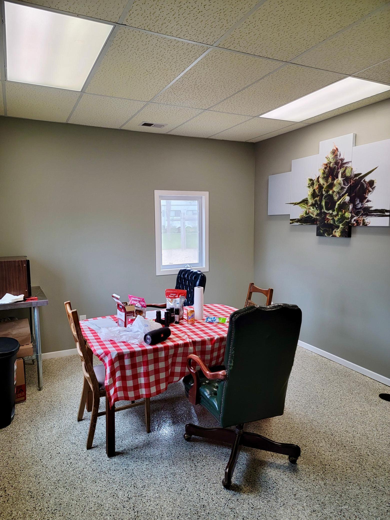 289 Summit Avenue Property Photo 5