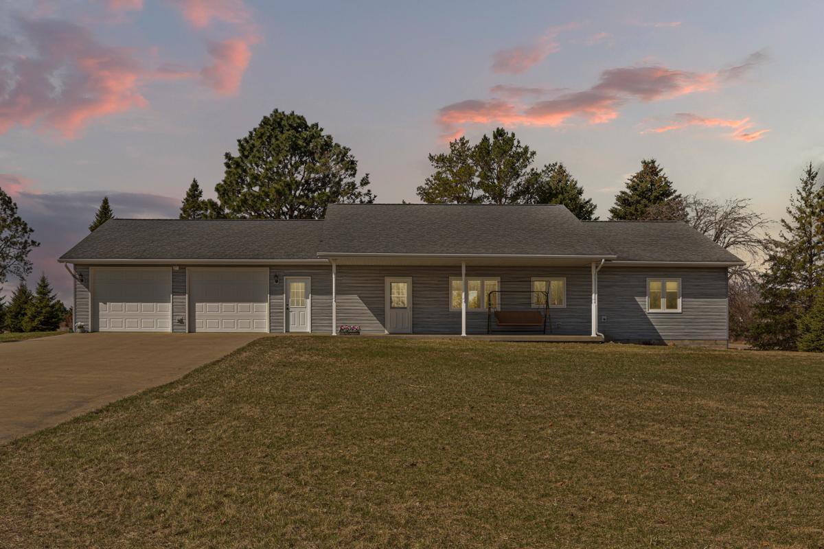 48372 Ridgetop Road Property Photo 1