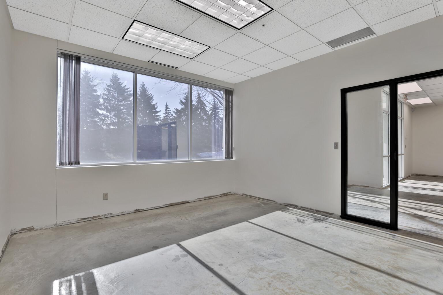 5421 Feltl Road Property Photo 23