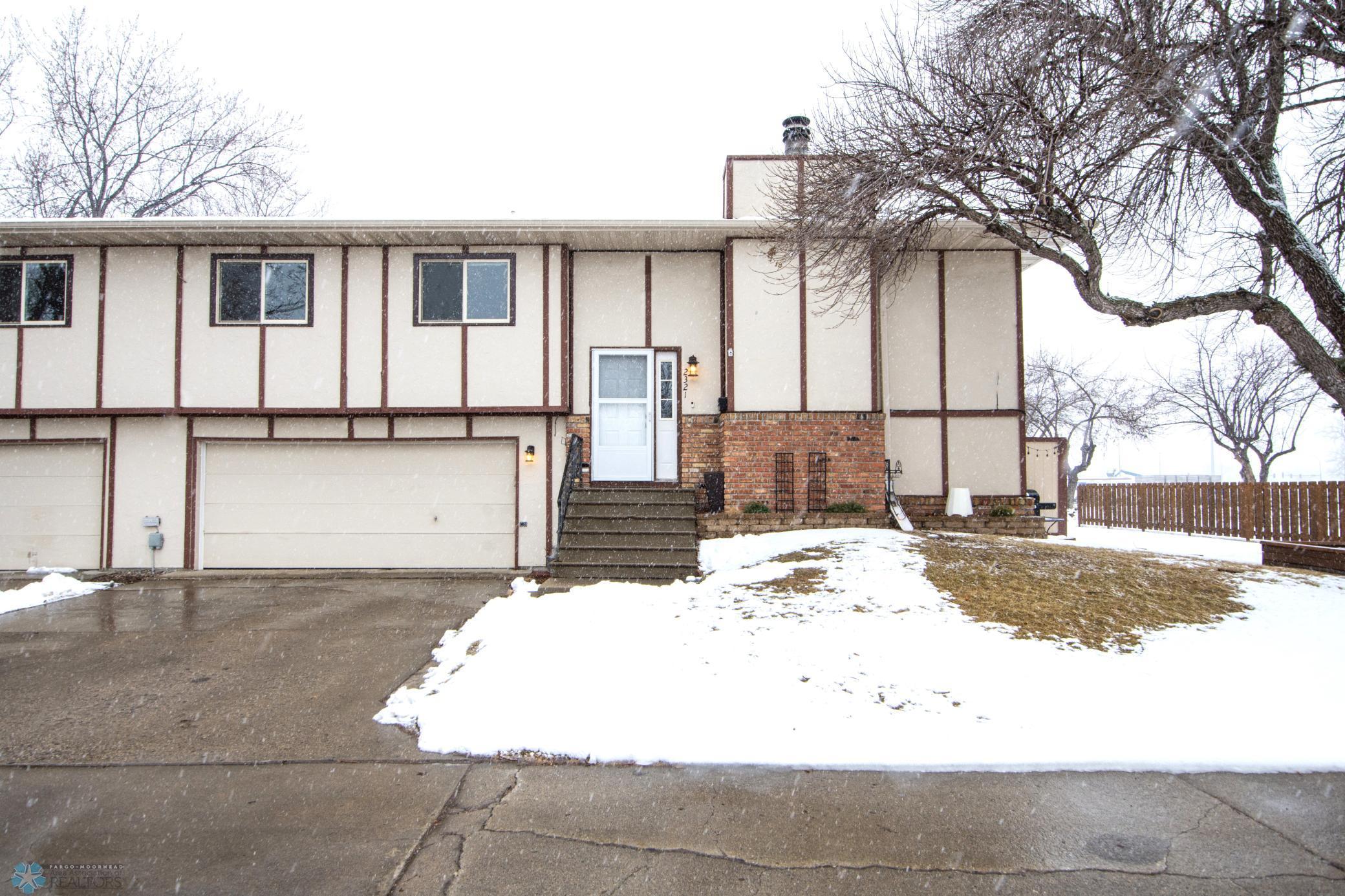 2321 4th Avenue Property Photo 1