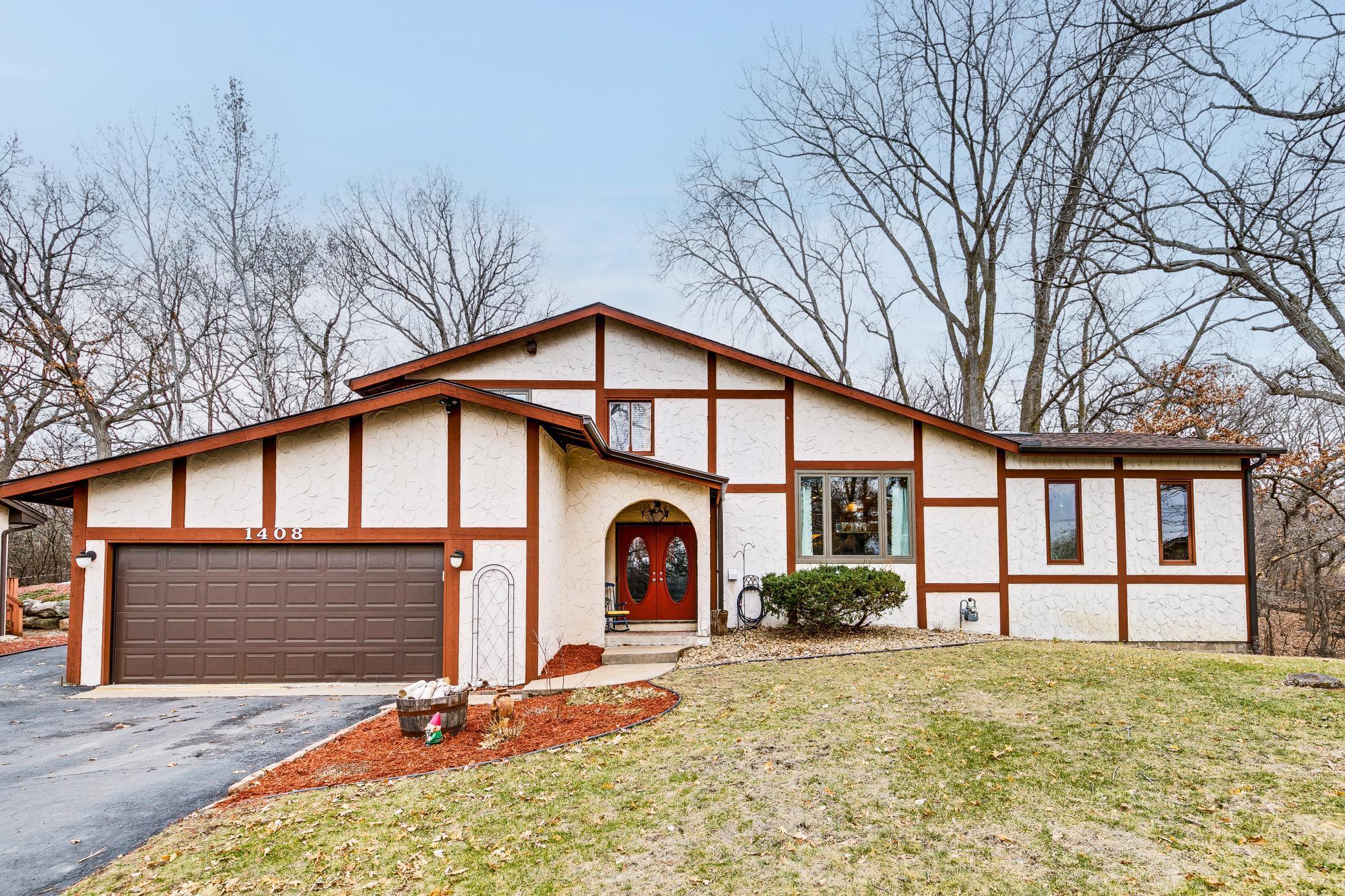 1408 W Danube Road Property Photo