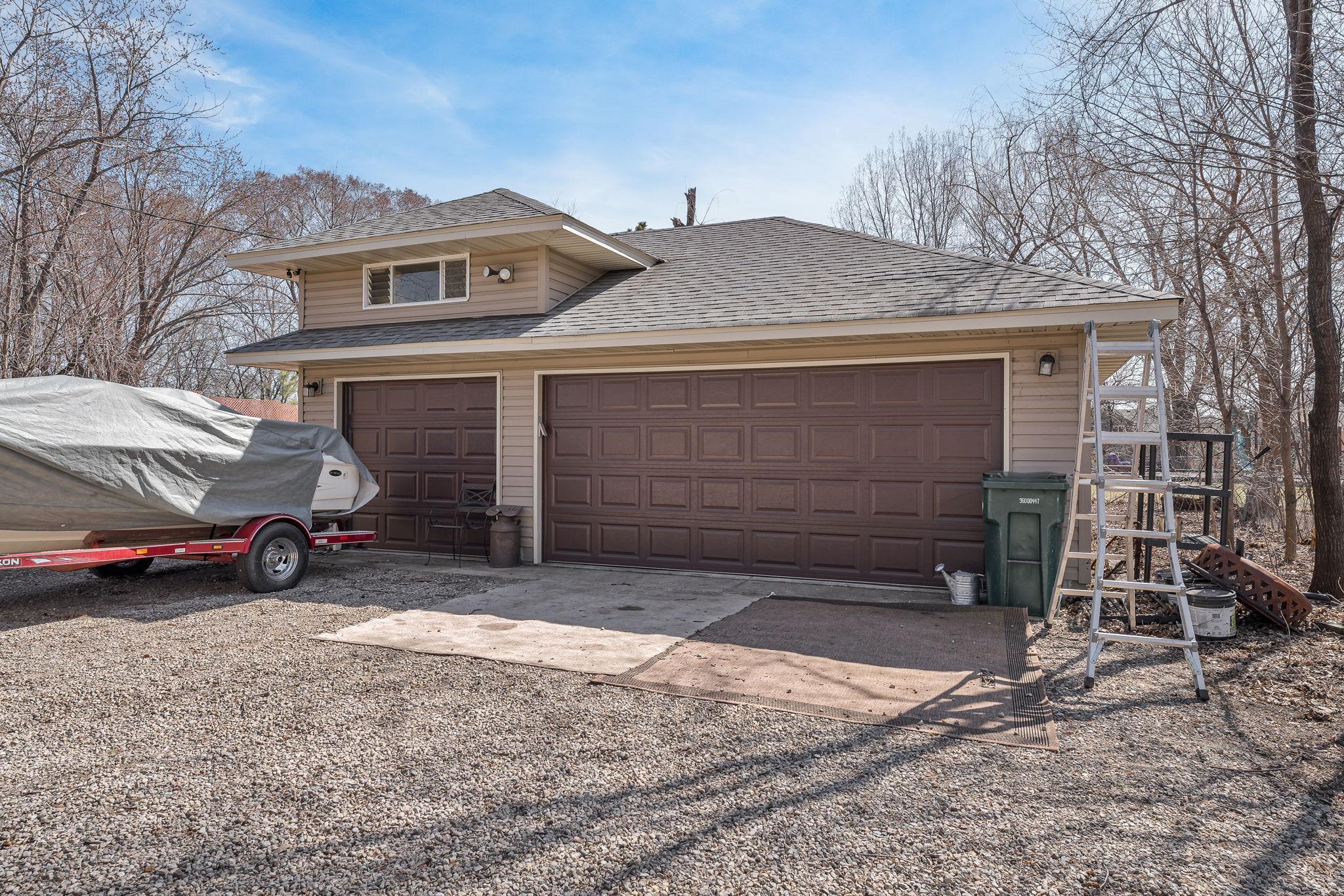 10613 Quincy Boulevard Property Photo 1