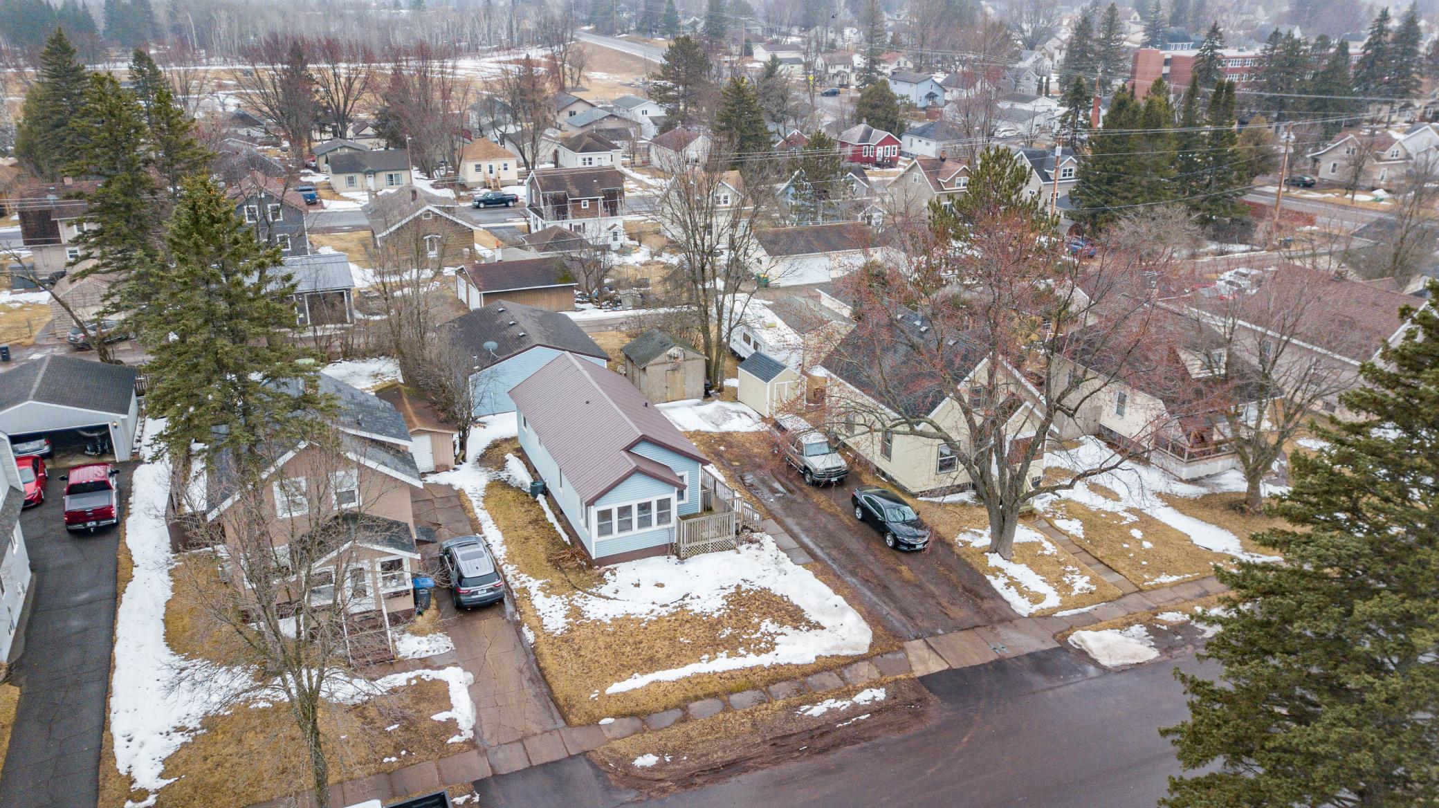 9222 Brook Street Property Photo