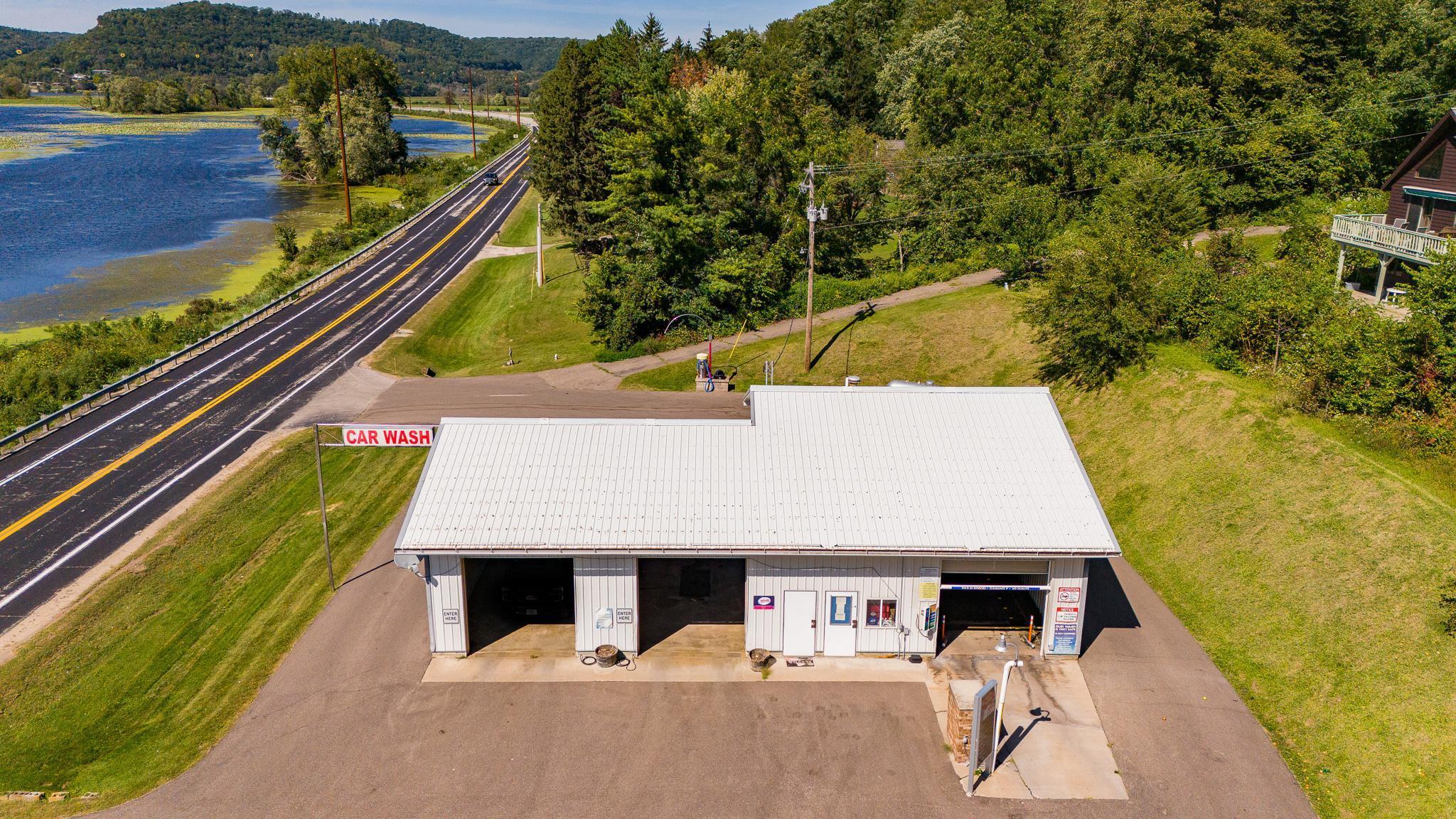 200 N State Rd 35 Property Photo 1