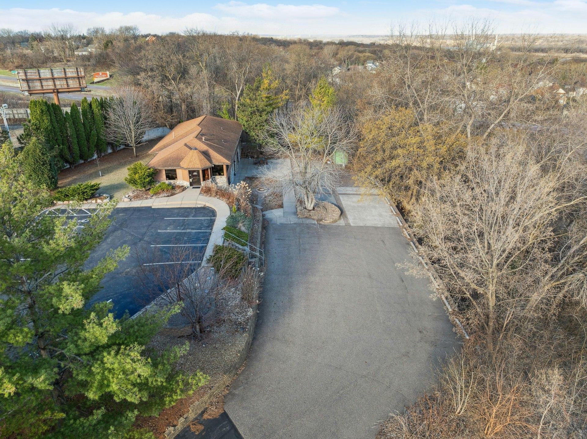 4141 Old Sibley Memorial Highway Property Photo 42