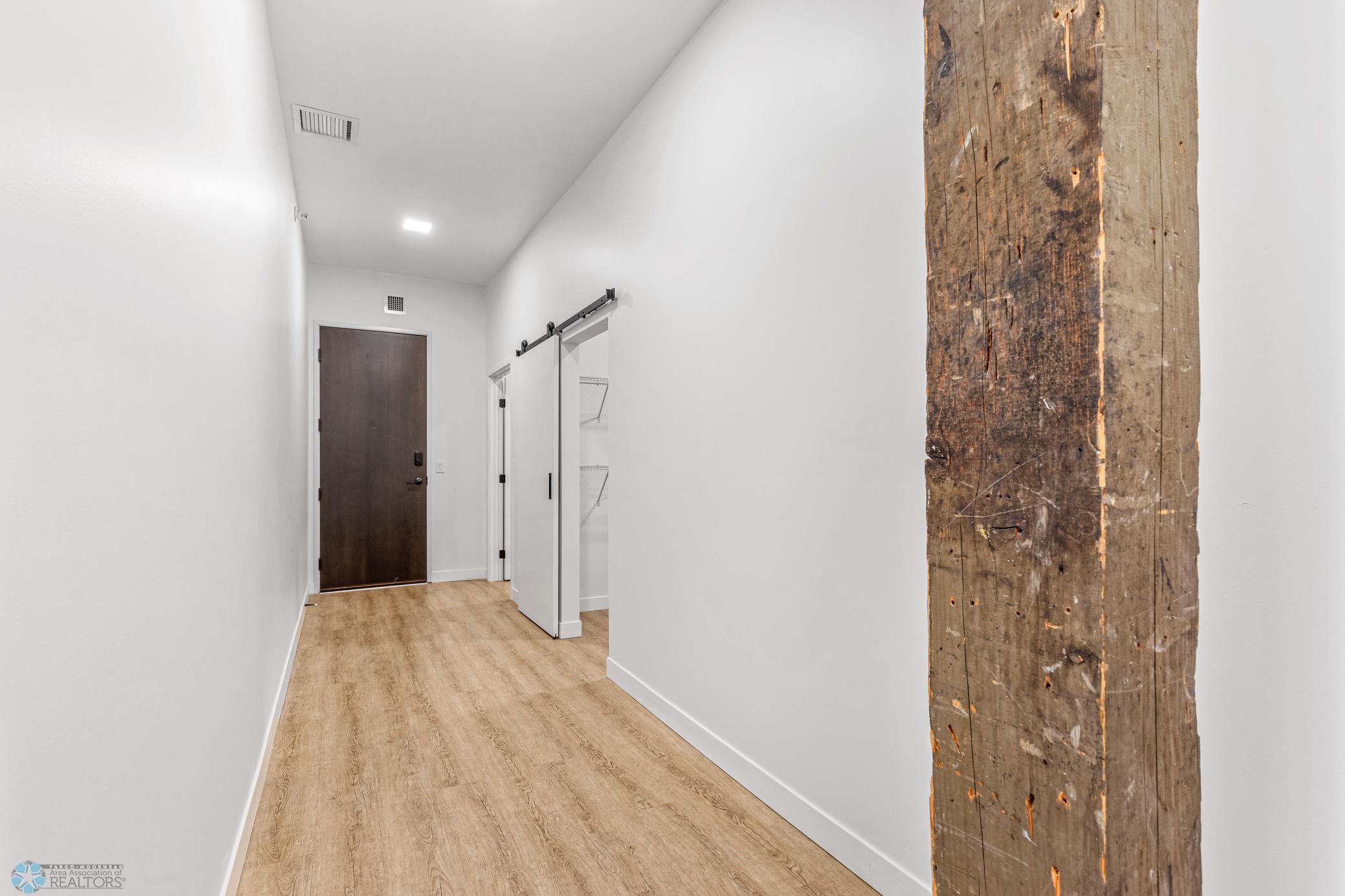 117 Broadway N 308 Property Photo 12