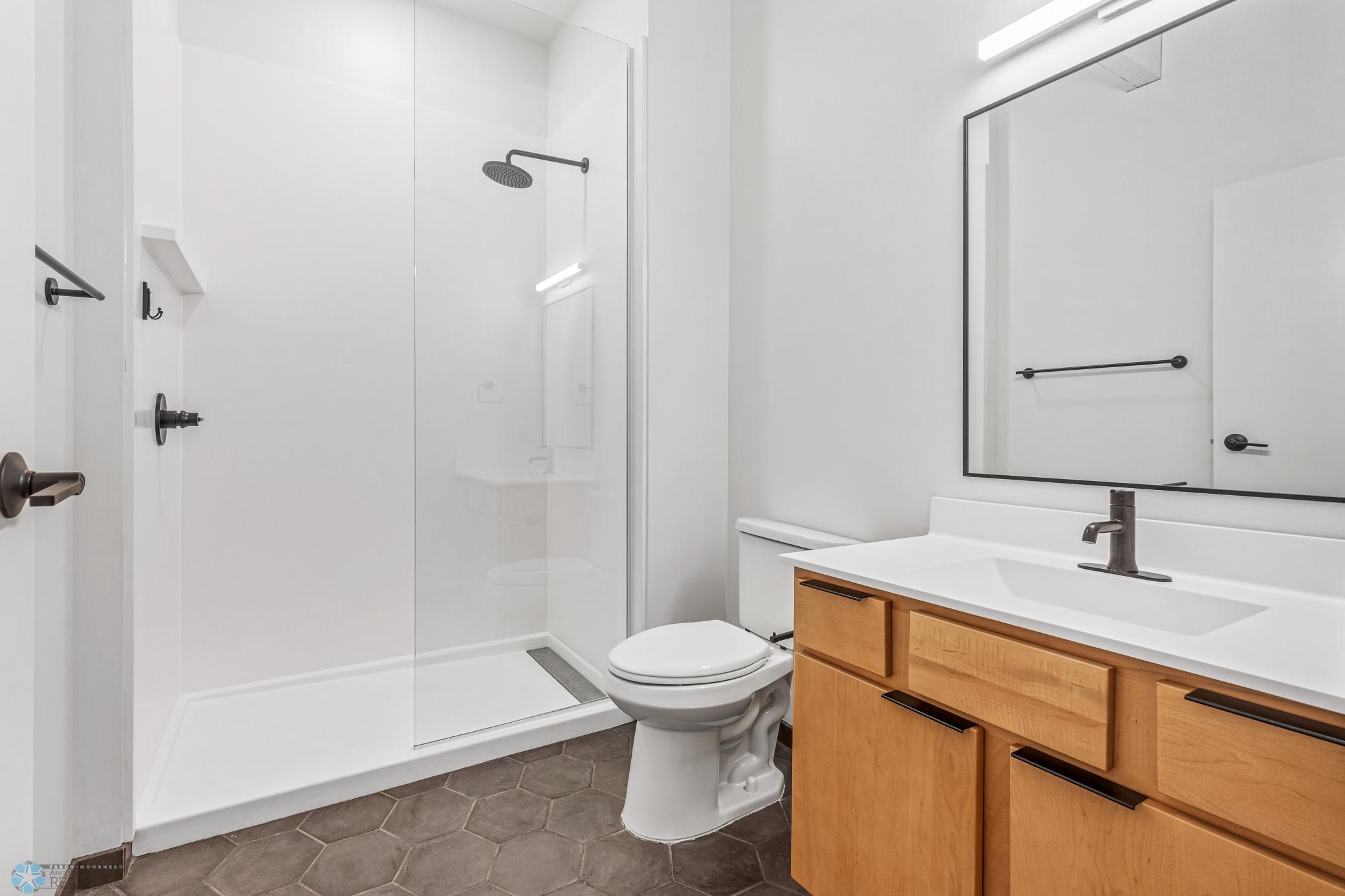 117 Broadway N 308 Property Photo 18