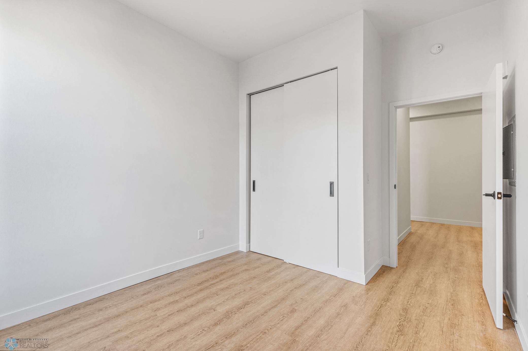 117 Broadway N 308 Property Photo 23