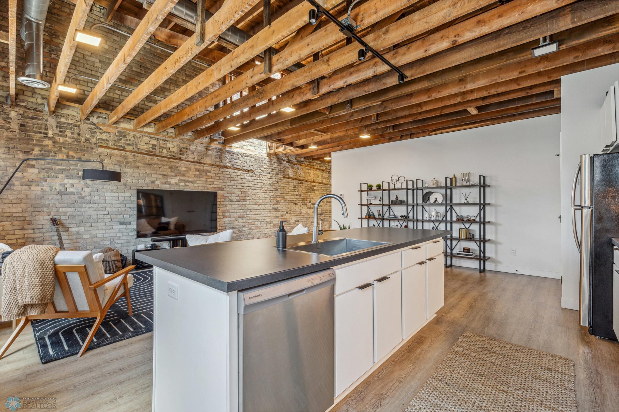 117 Broadway N 303 Property Photo 13
