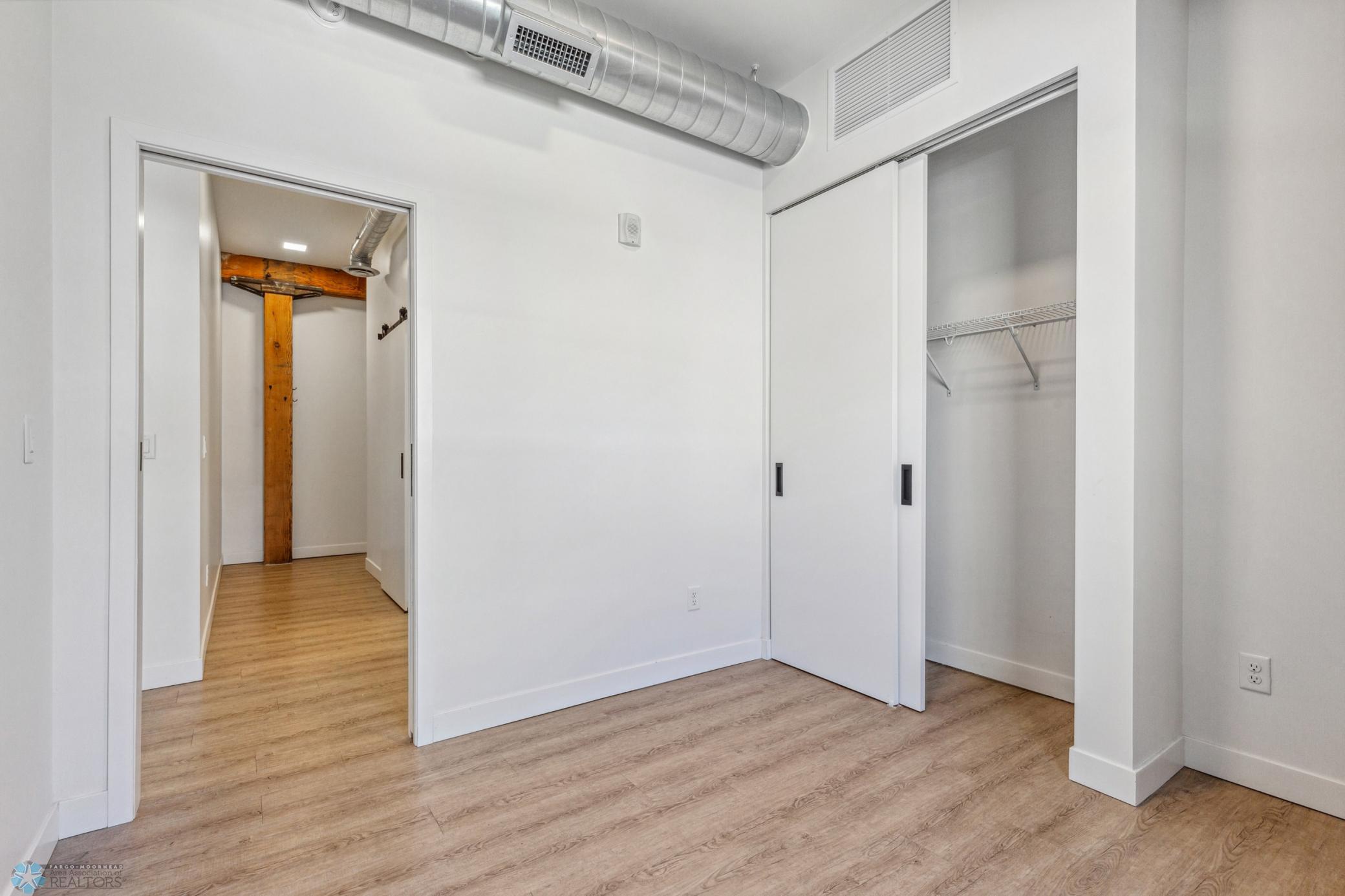 117 Broadway N 209 Property Photo 11