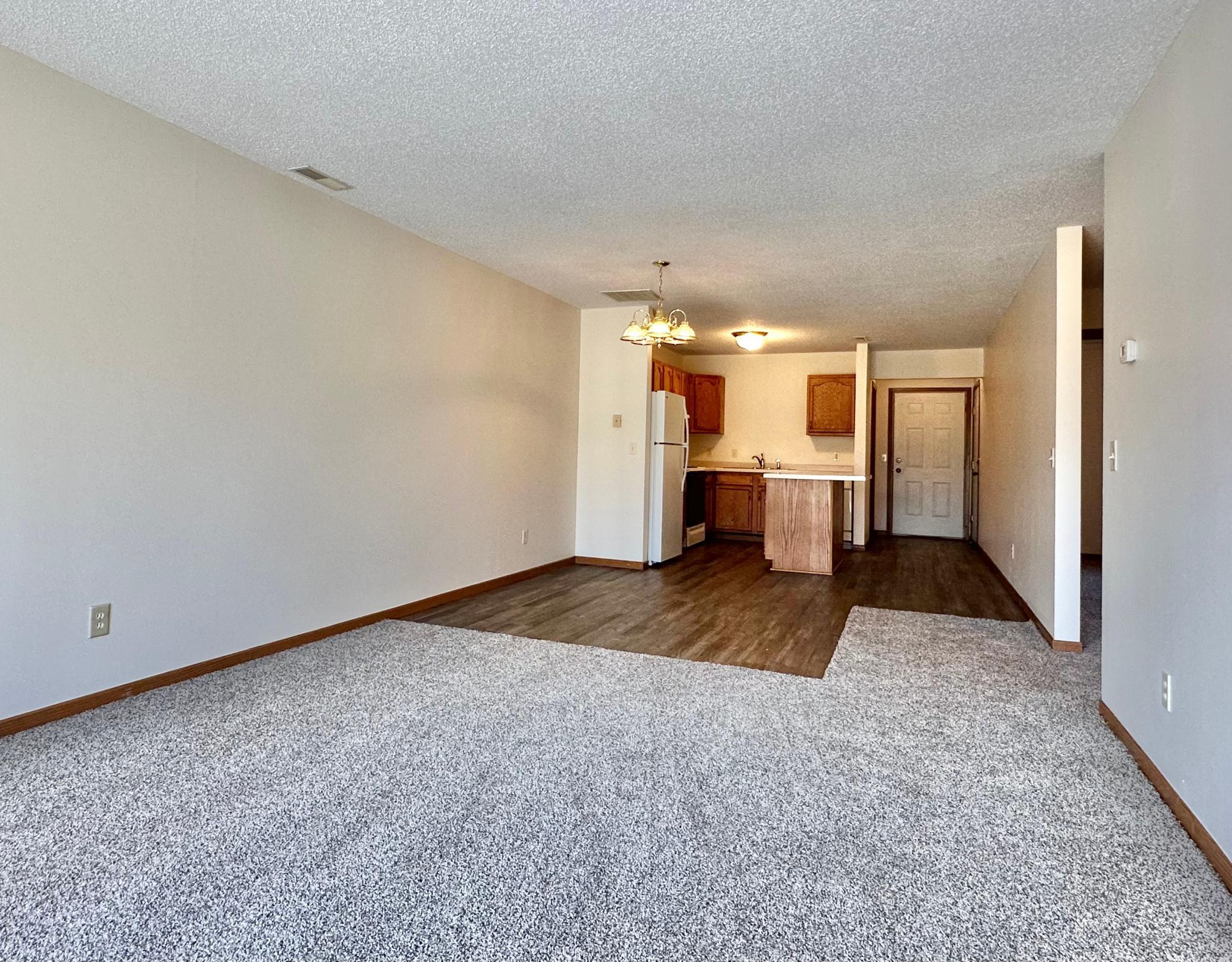 1218 Spruce Court Property Photo 5