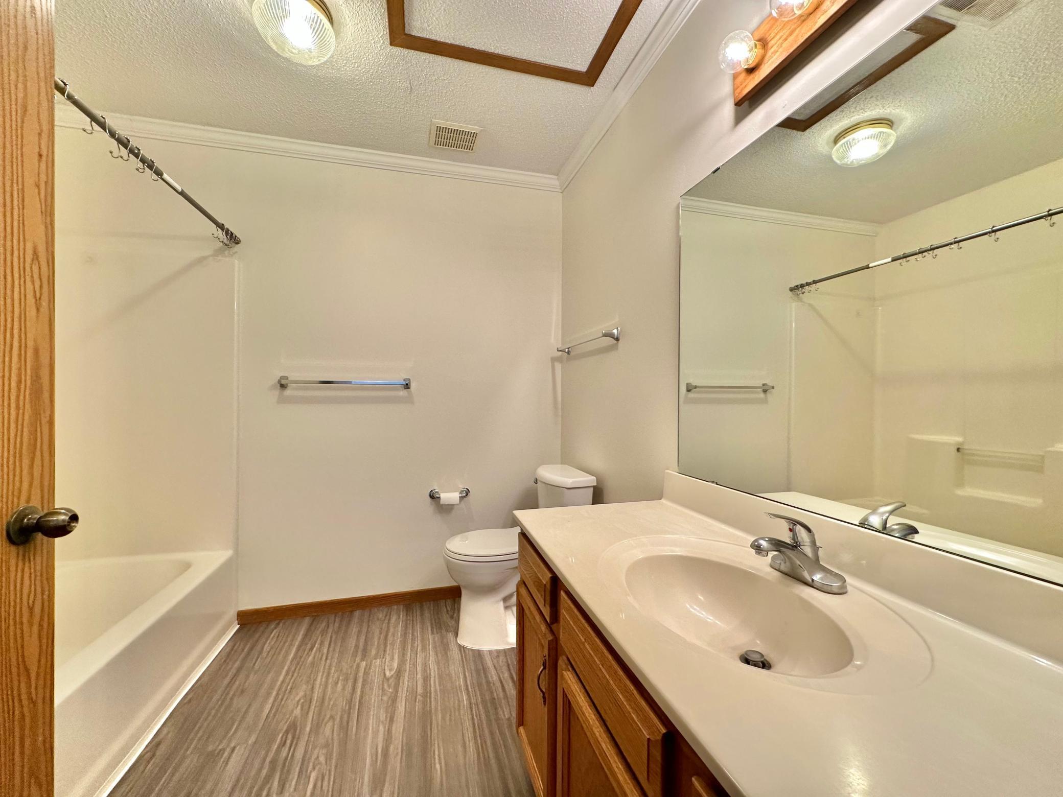 1218 Spruce Court Property Photo 8