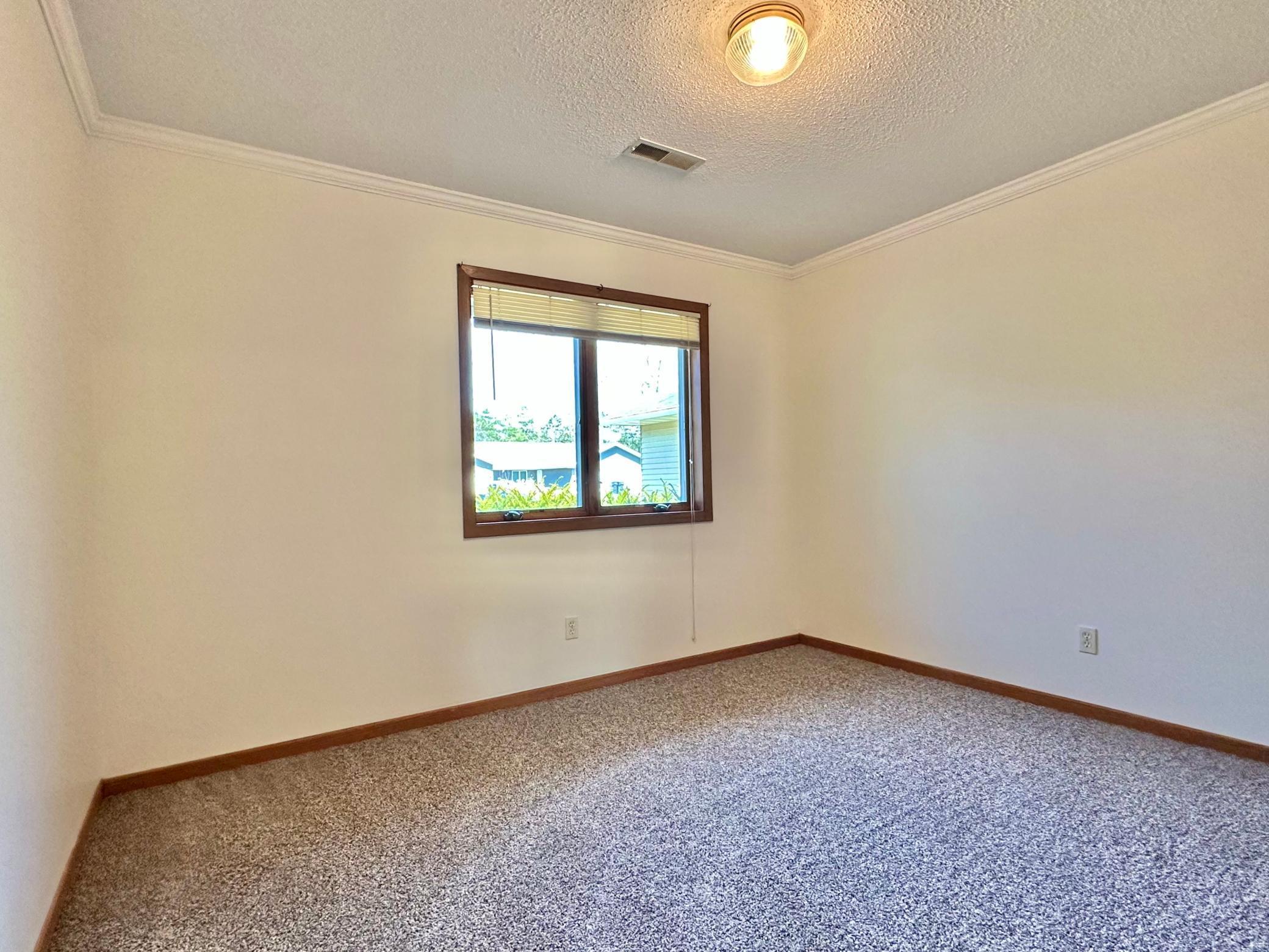 1218 Spruce Court Property Photo 10