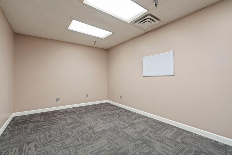 1017 Mainstreet Property Photo 5