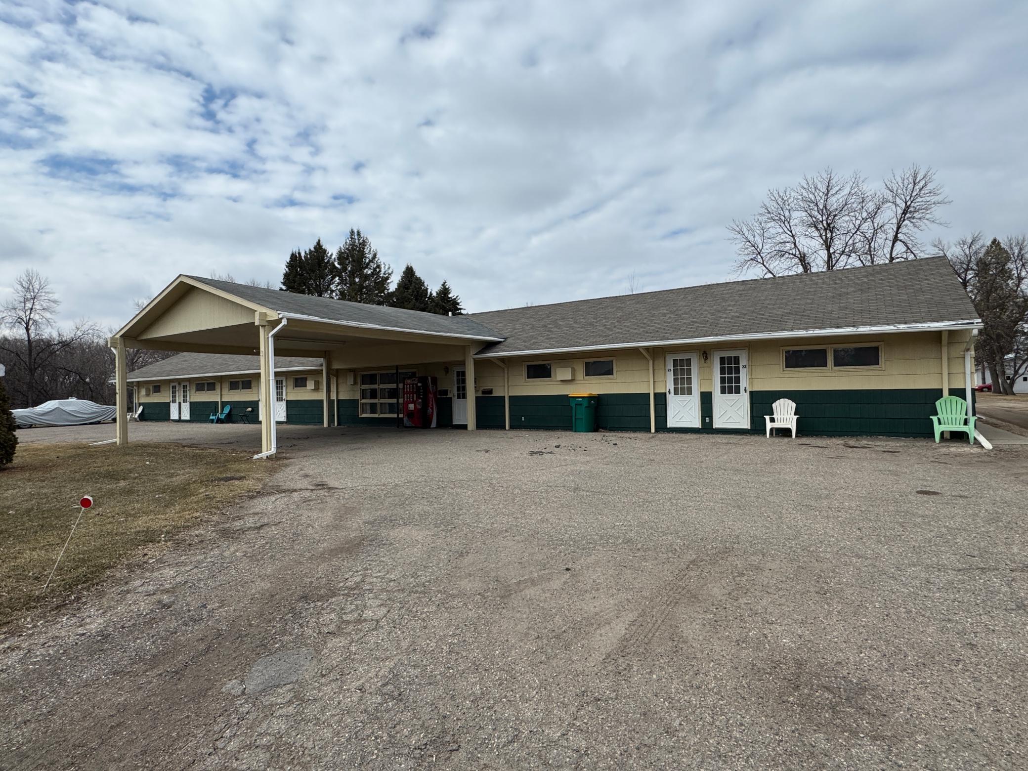 107 E Eau Claire Avenue Property Photo 1