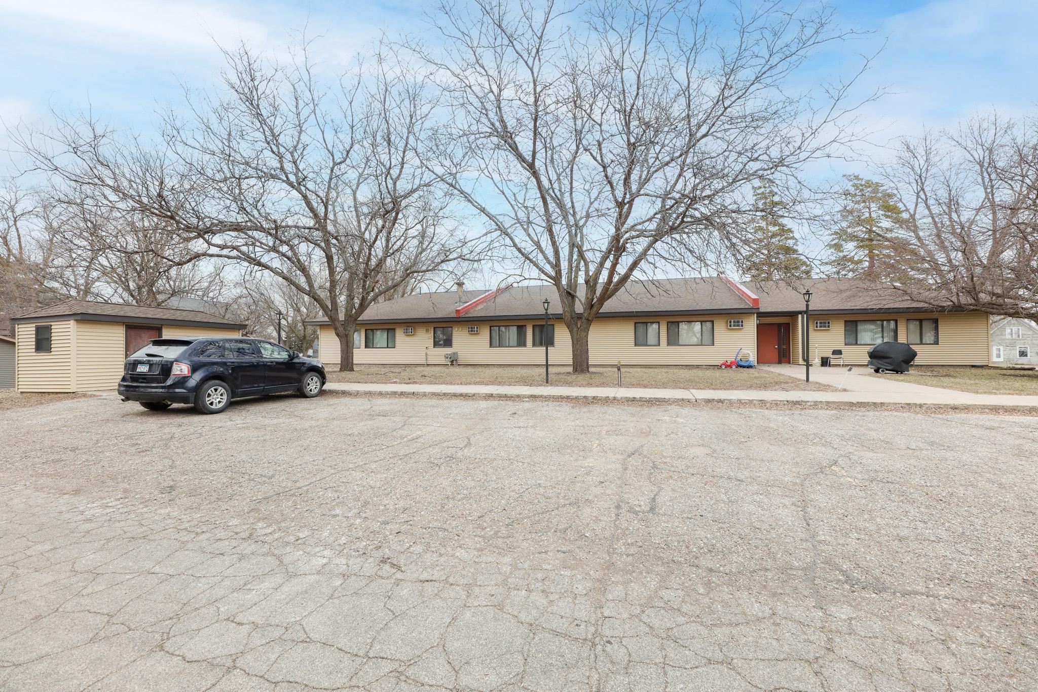 315 E Main Street Property Photo 6