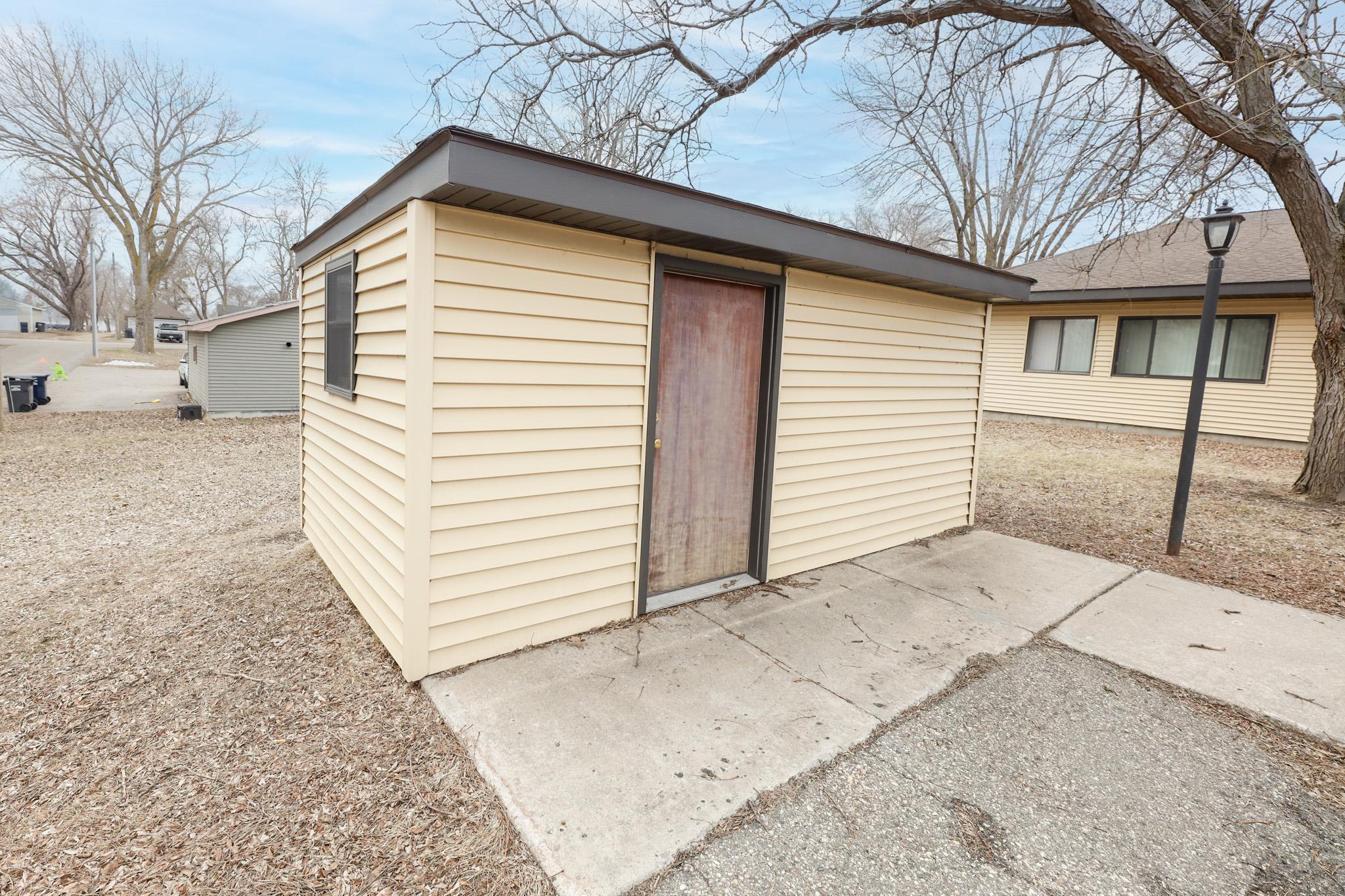 315 E Main Street Property Photo 7