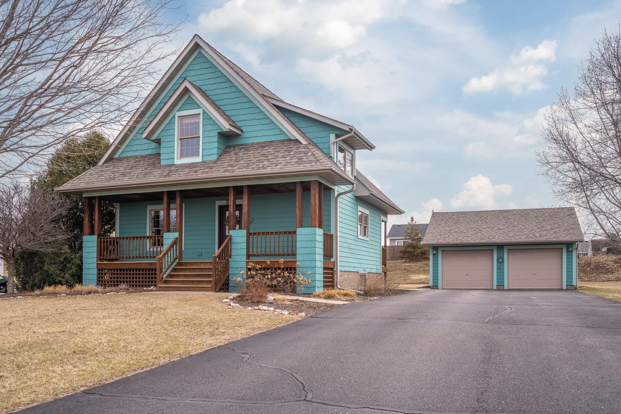 318 Meadow Lark Lane Property Photo 1