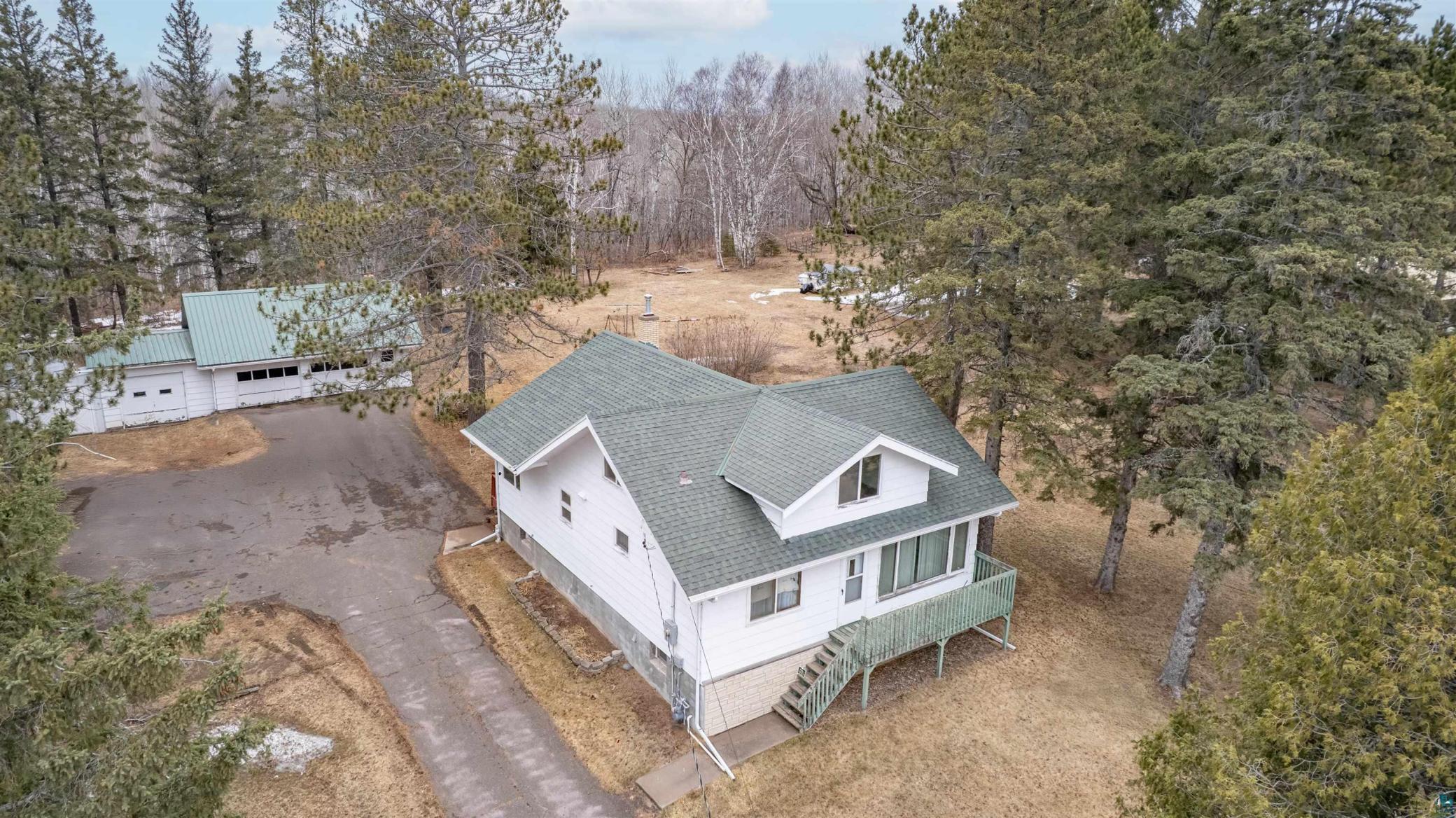 1401 Maple Grove Road Property Photo