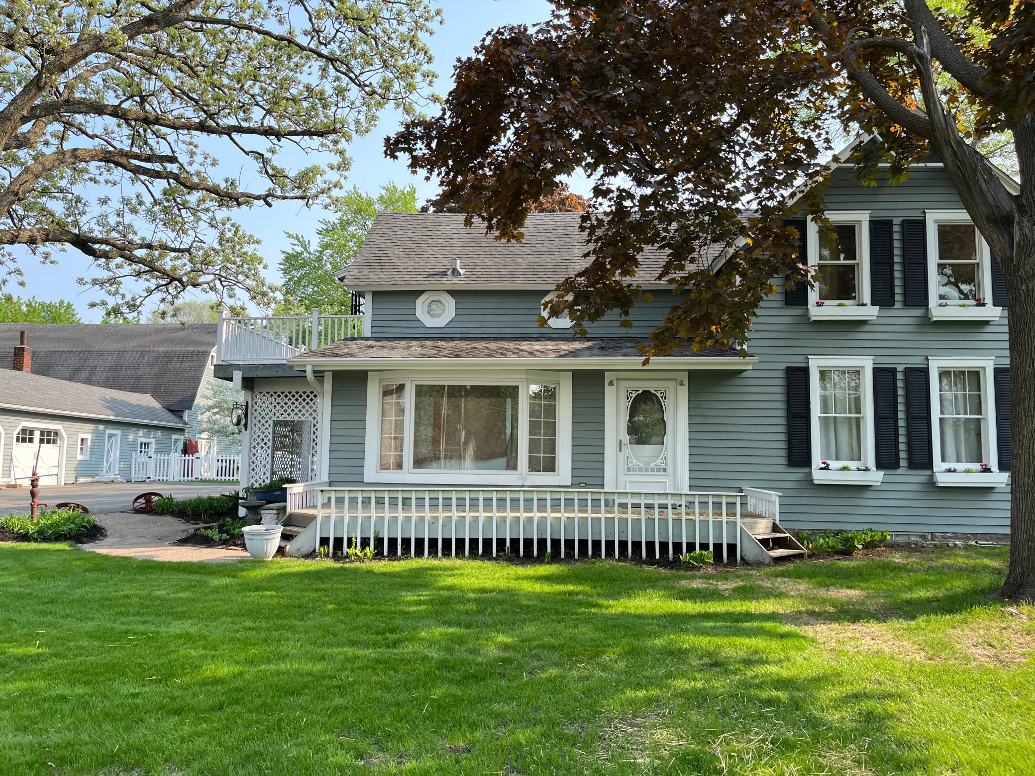 2612 Northdale Boulevard Property Photo 1