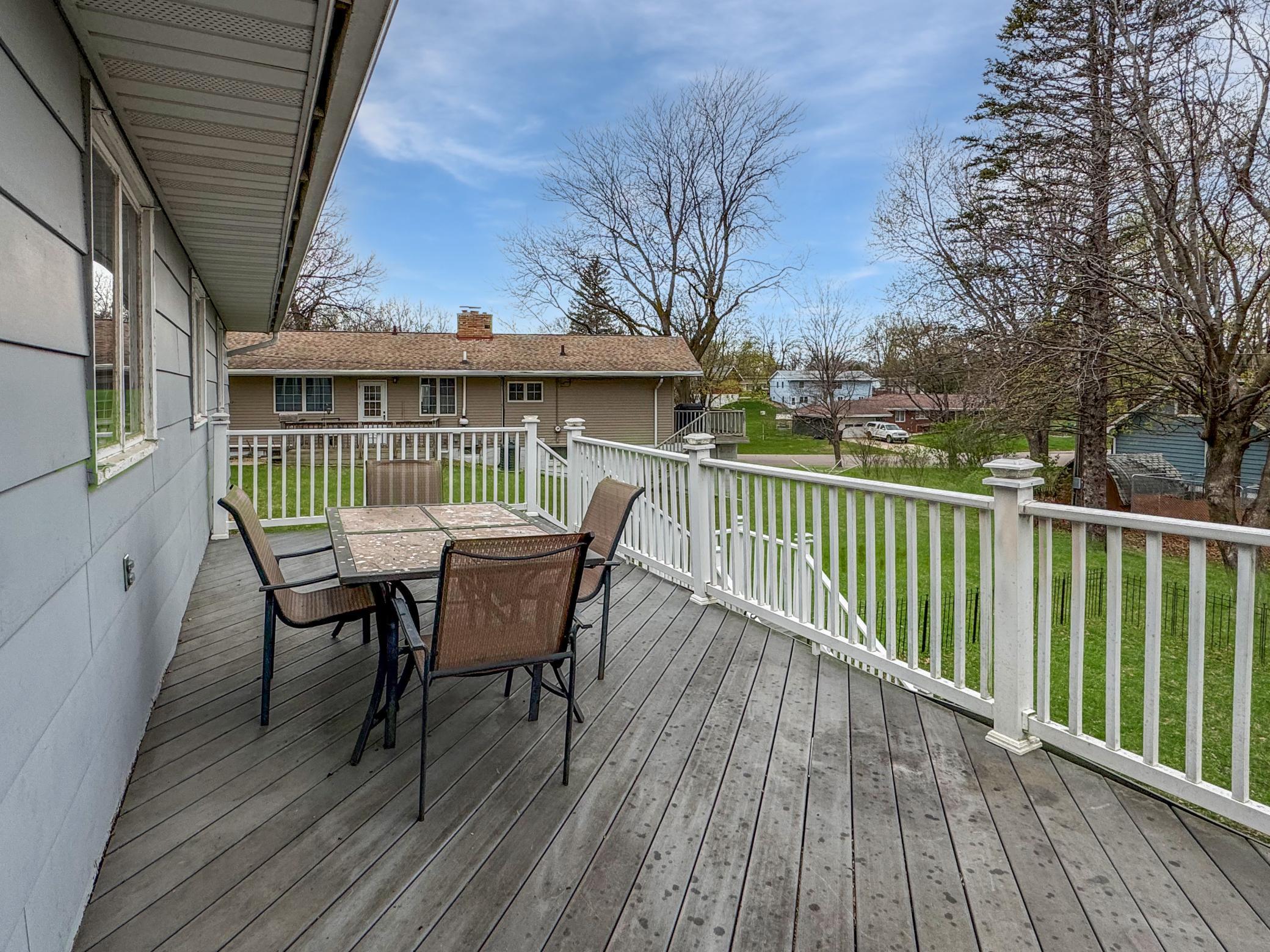 507 Summit Avenue Property Photo 4