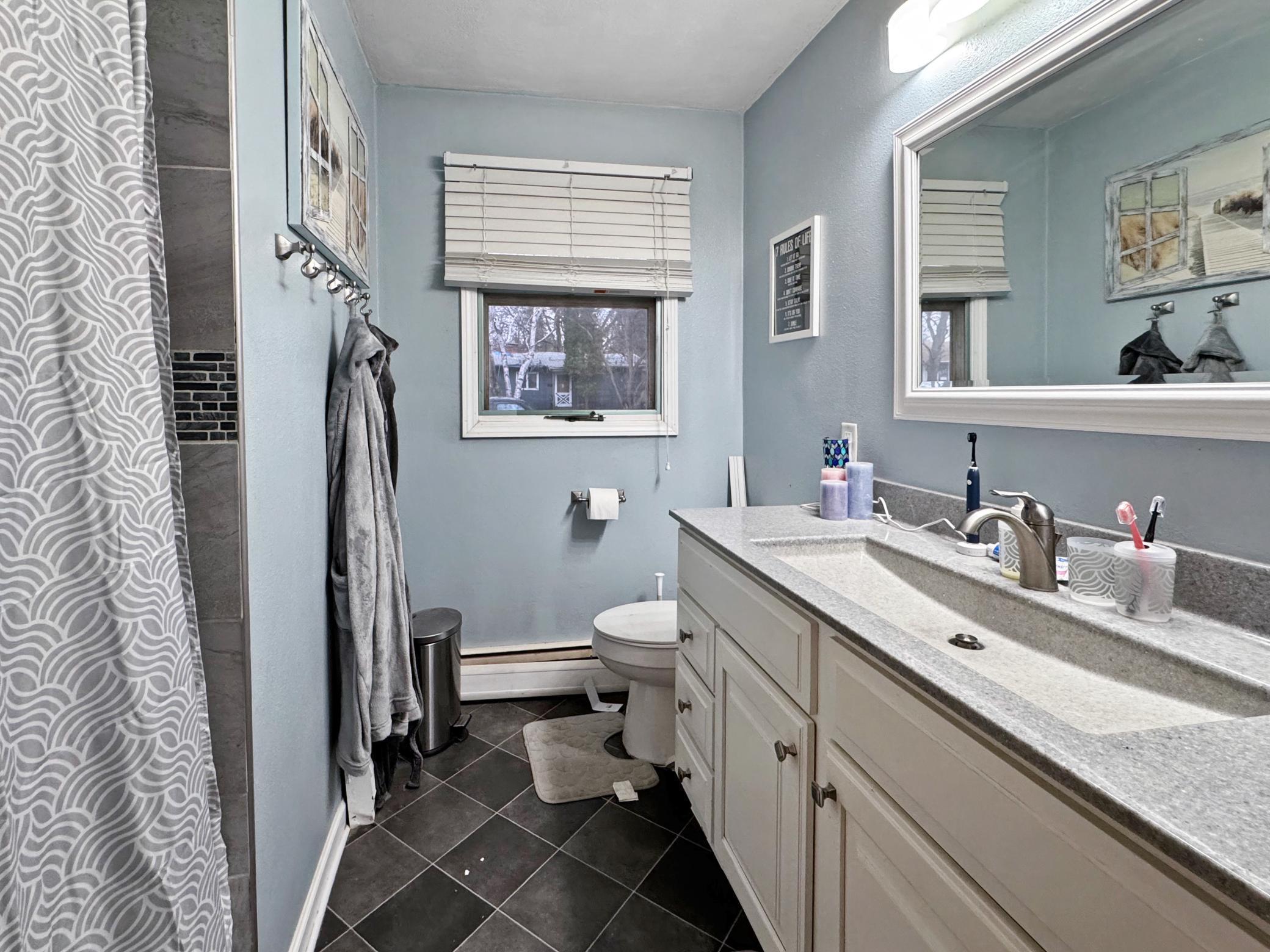 507 Summit Avenue Property Photo 6