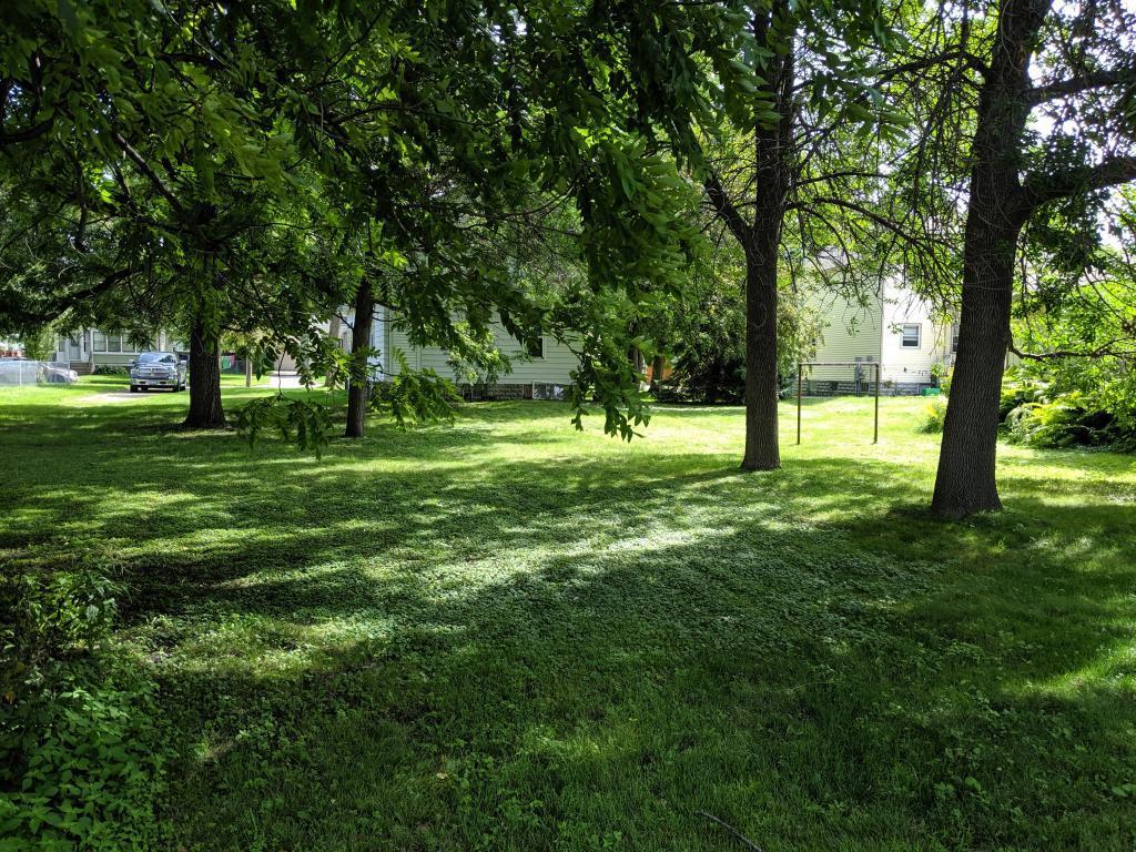 - 1st Street S Property Photo 3