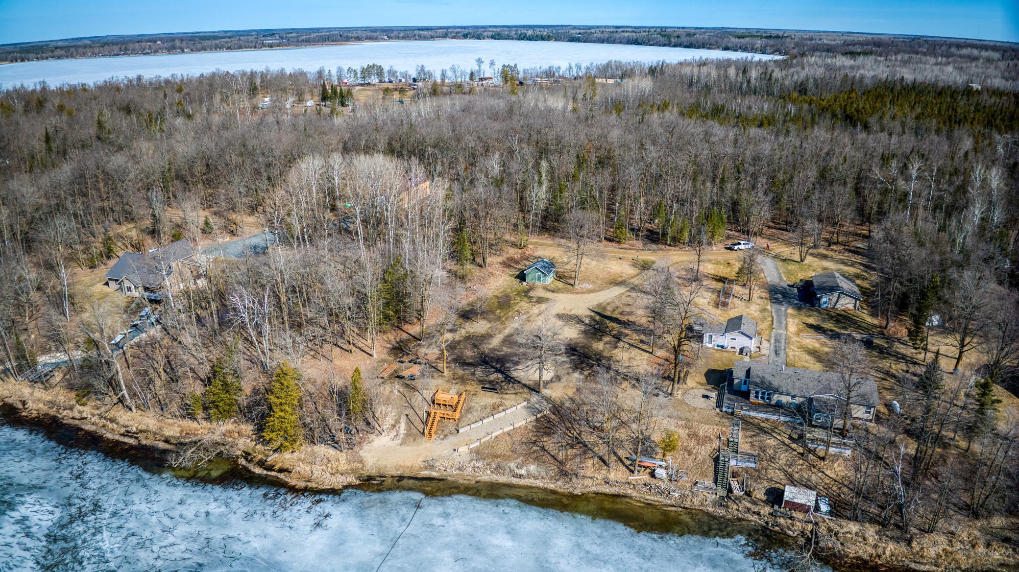 1140 Swinburne Court Property Photo 4