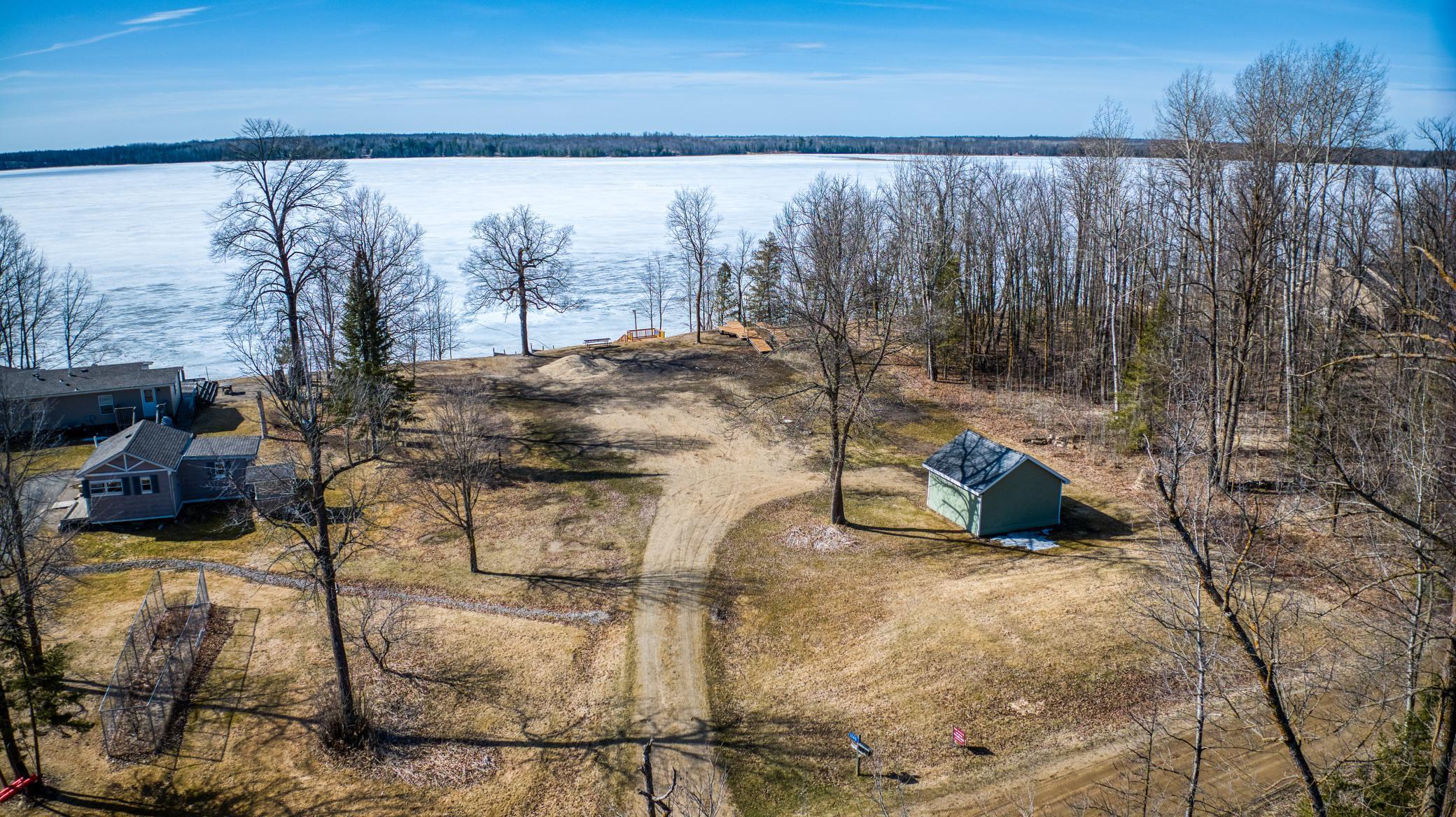 1140 Swinburne Court Property Photo 8