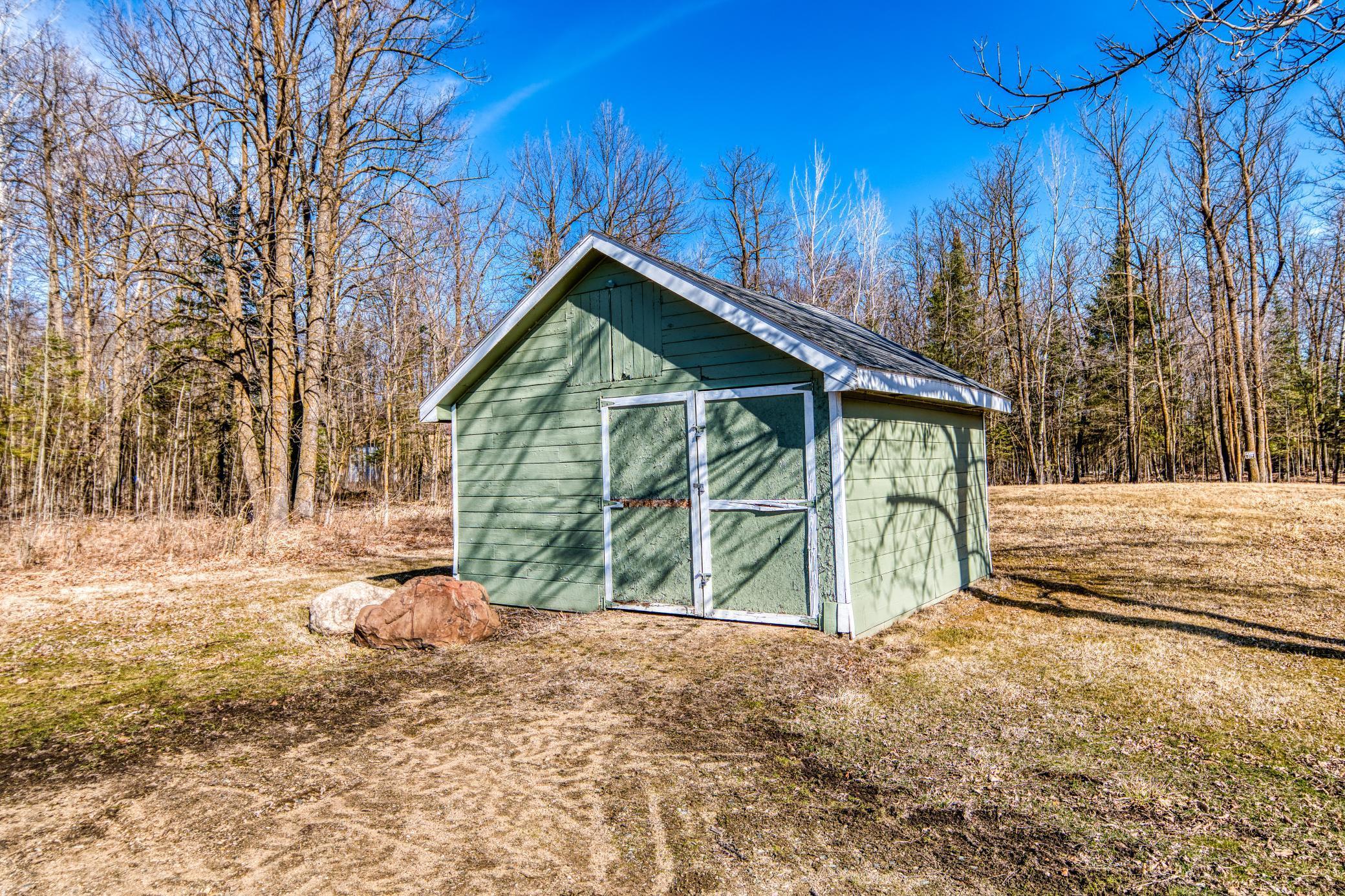 1140 Swinburne Court Property Photo 15