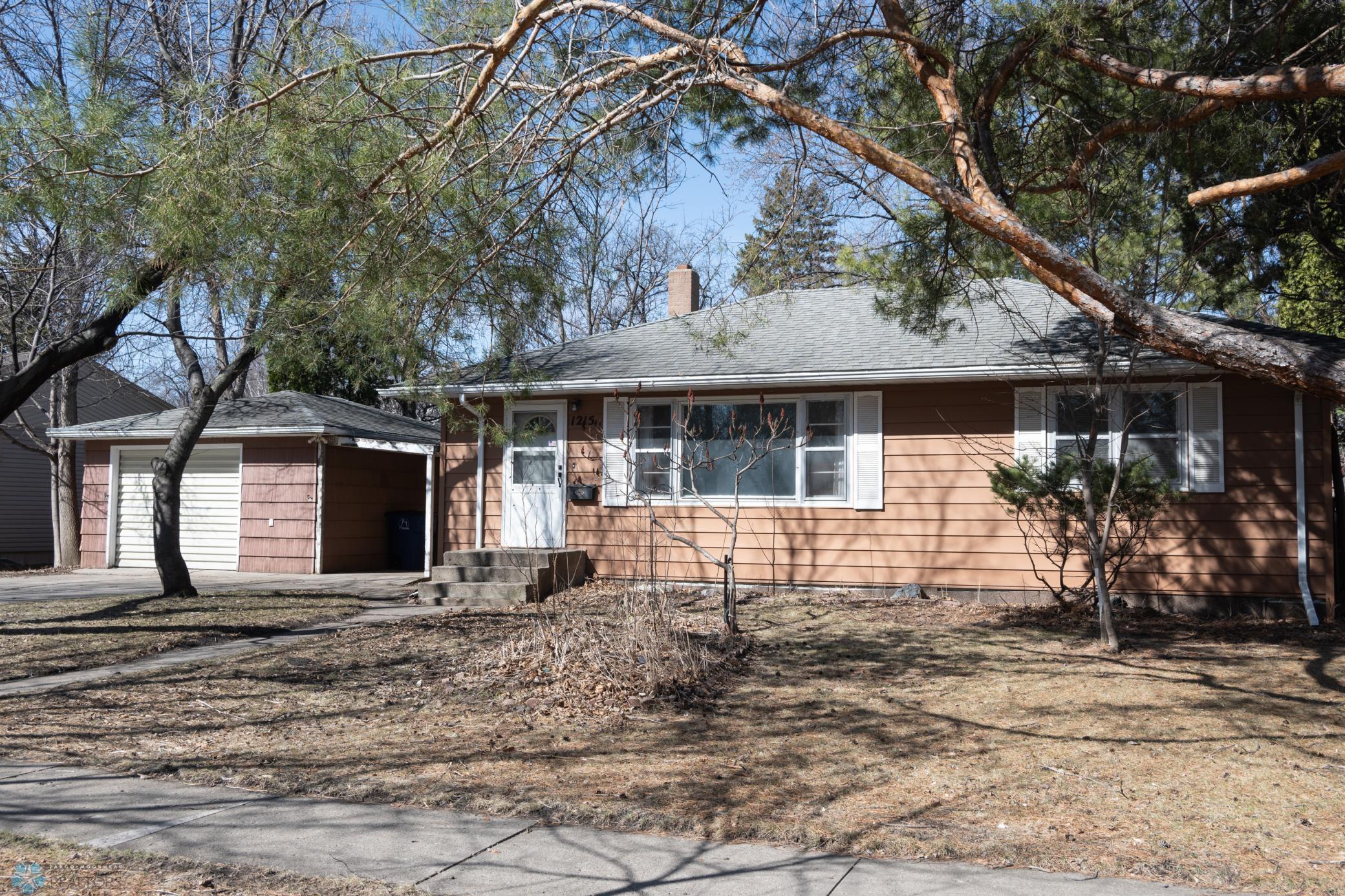 1215 16th Street Property Photo 1