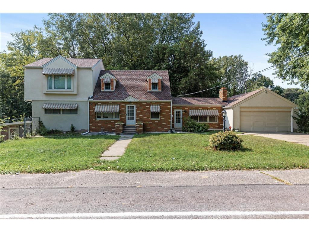 2411 Mcmenemy Street Property Photo
